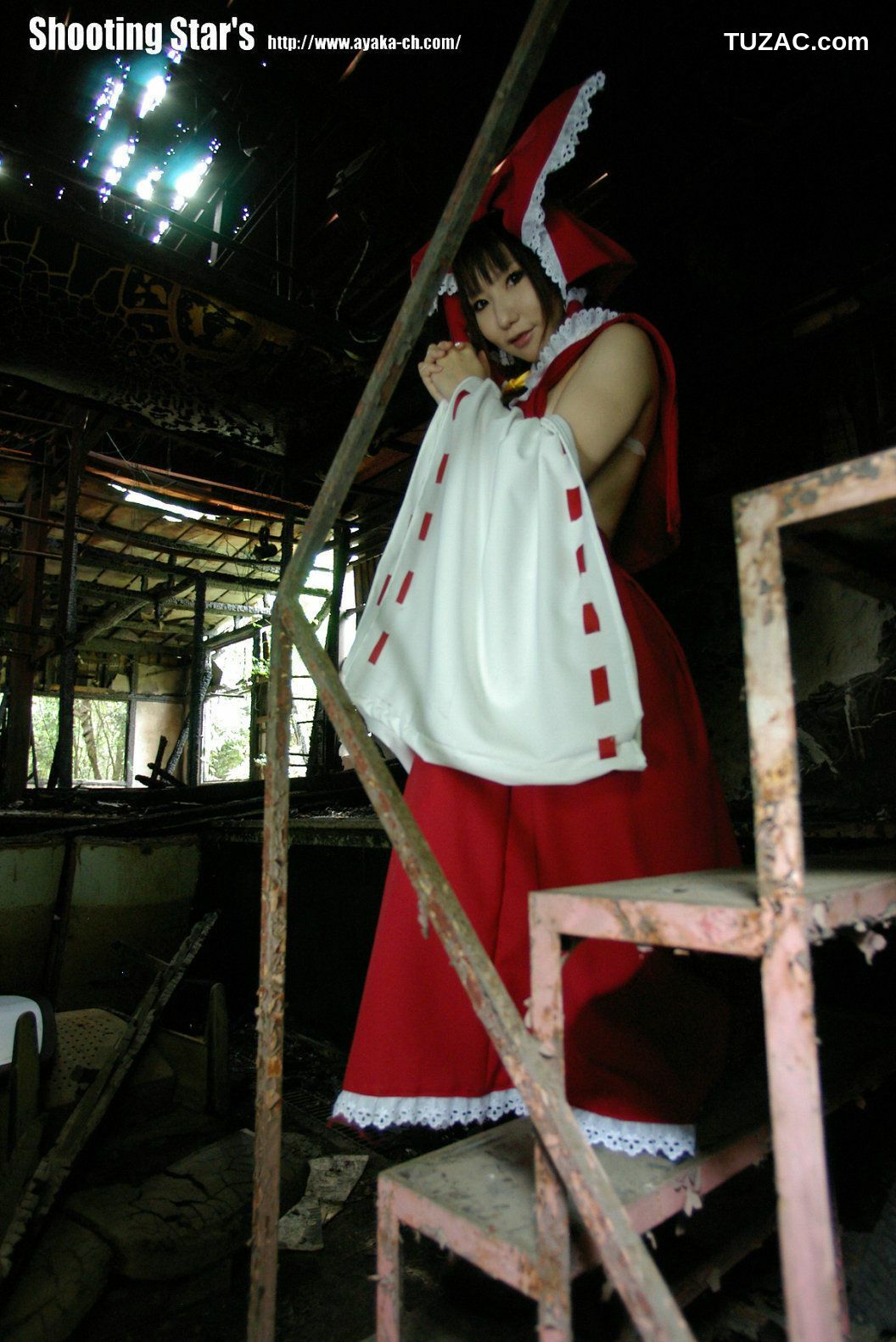 日本CosPlay_绫香 (Saku サク) 《Touhou Project》Hakurei Reimu+Kirisame Marisa 写真集[115P]