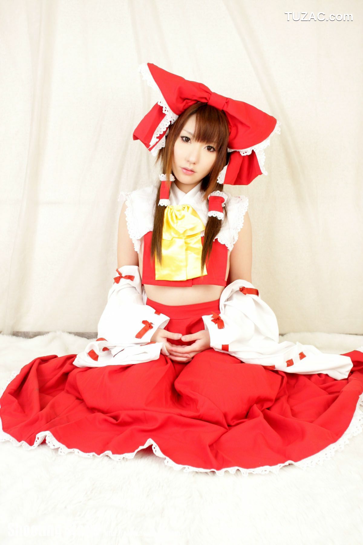 日本CosPlay_绫香 (Saku サク) 《Touhou Project》Hakurei Reimu+Kirisame Marisa 写真集[115P]