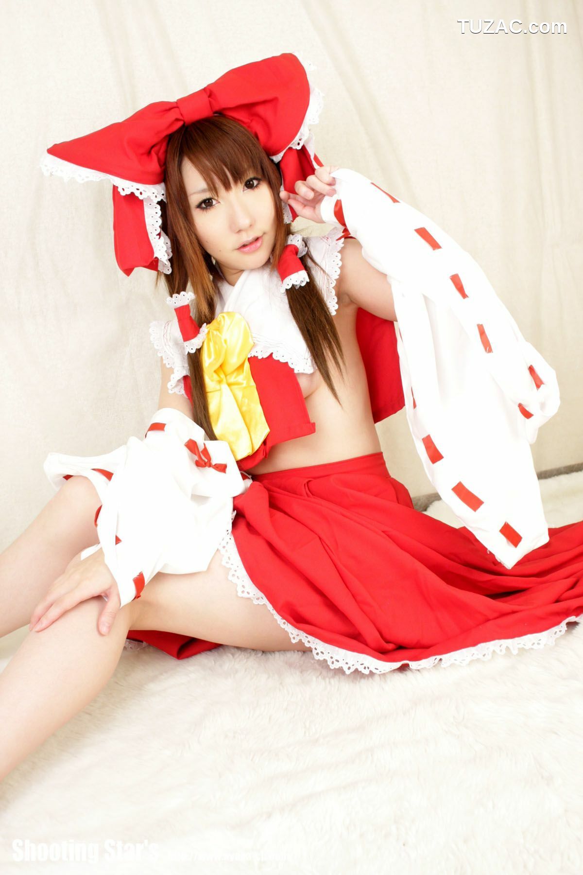日本CosPlay_绫香 (Saku サク) 《Touhou Project》Hakurei Reimu+Kirisame Marisa 写真集[115P]