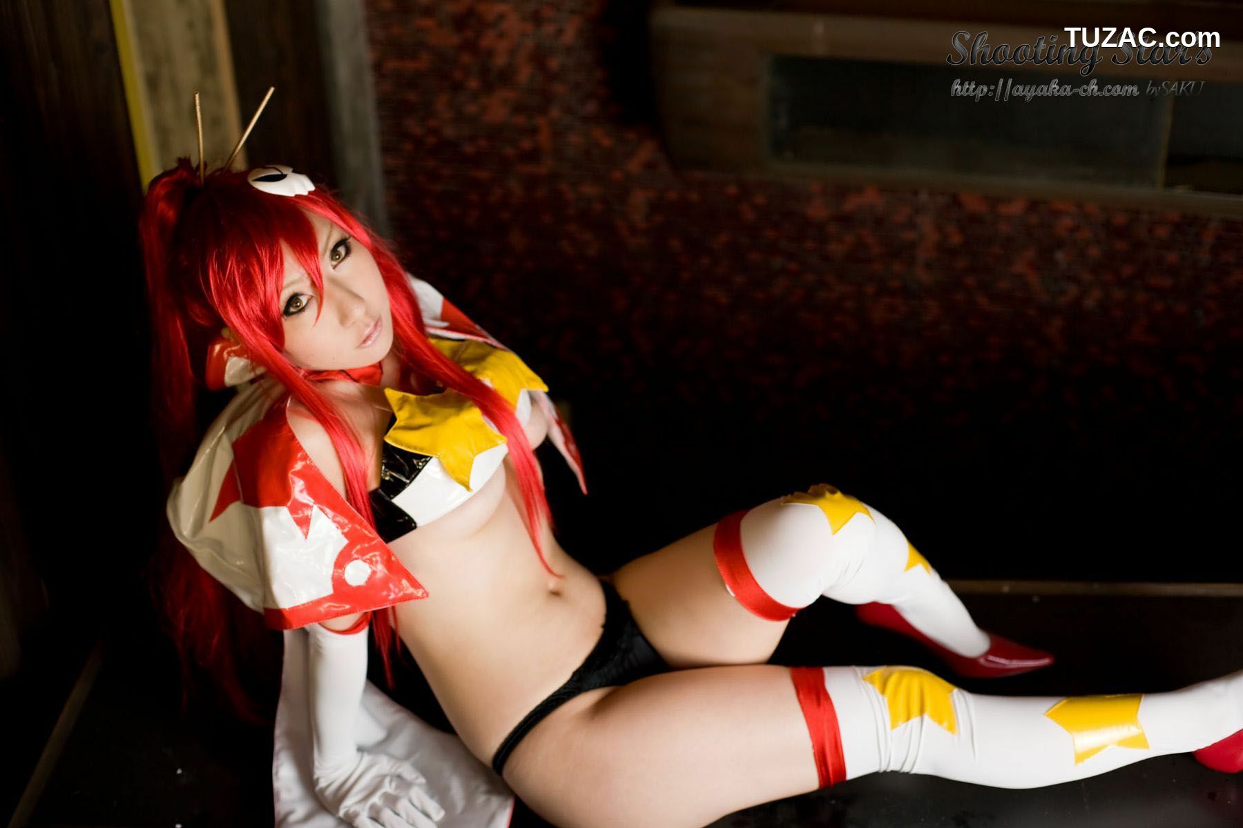 日本CosPlay_绫香 (Saku サク) 《天元突破》美女狙击手主角-优子 写真集
