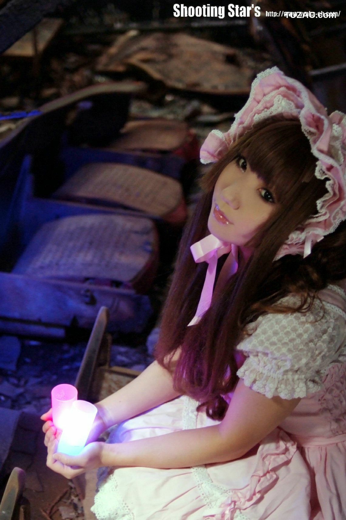 日本CosPlay_绫香 (Sakuサク)  Gothic Lolita 写真集[120P]