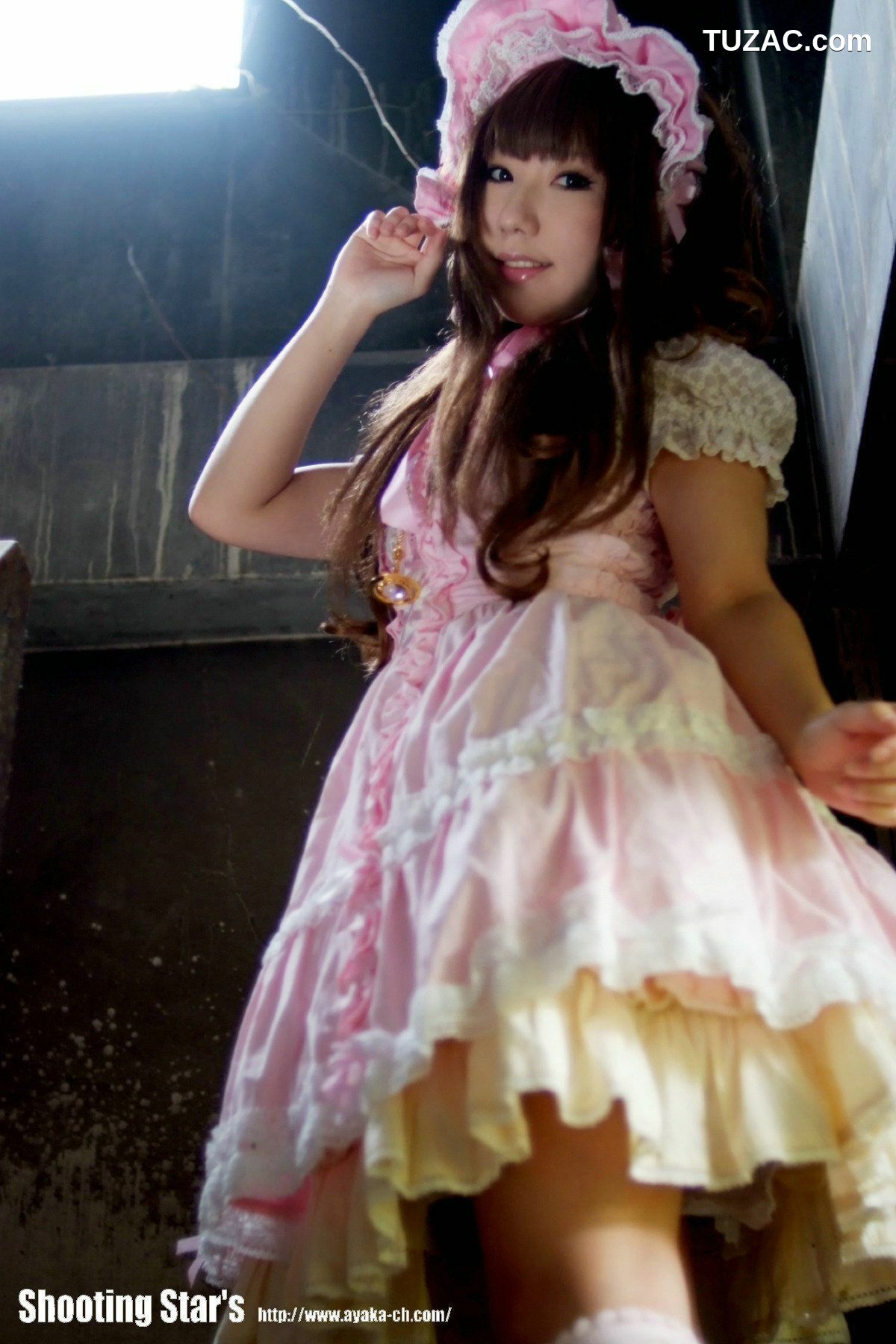 日本CosPlay_绫香 (Sakuサク)  Gothic Lolita 写真集[120P]