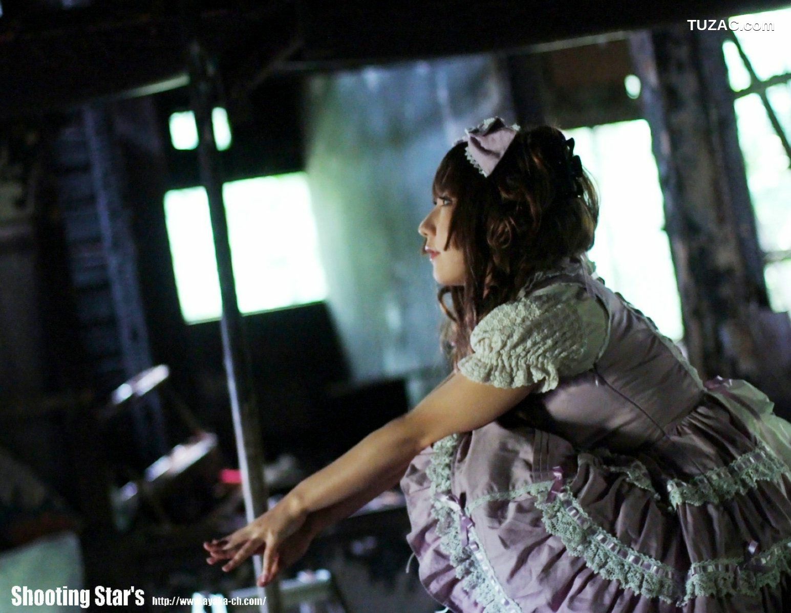 日本CosPlay_绫香 (Sakuサク)  Gothic Lolita 写真集[120P]