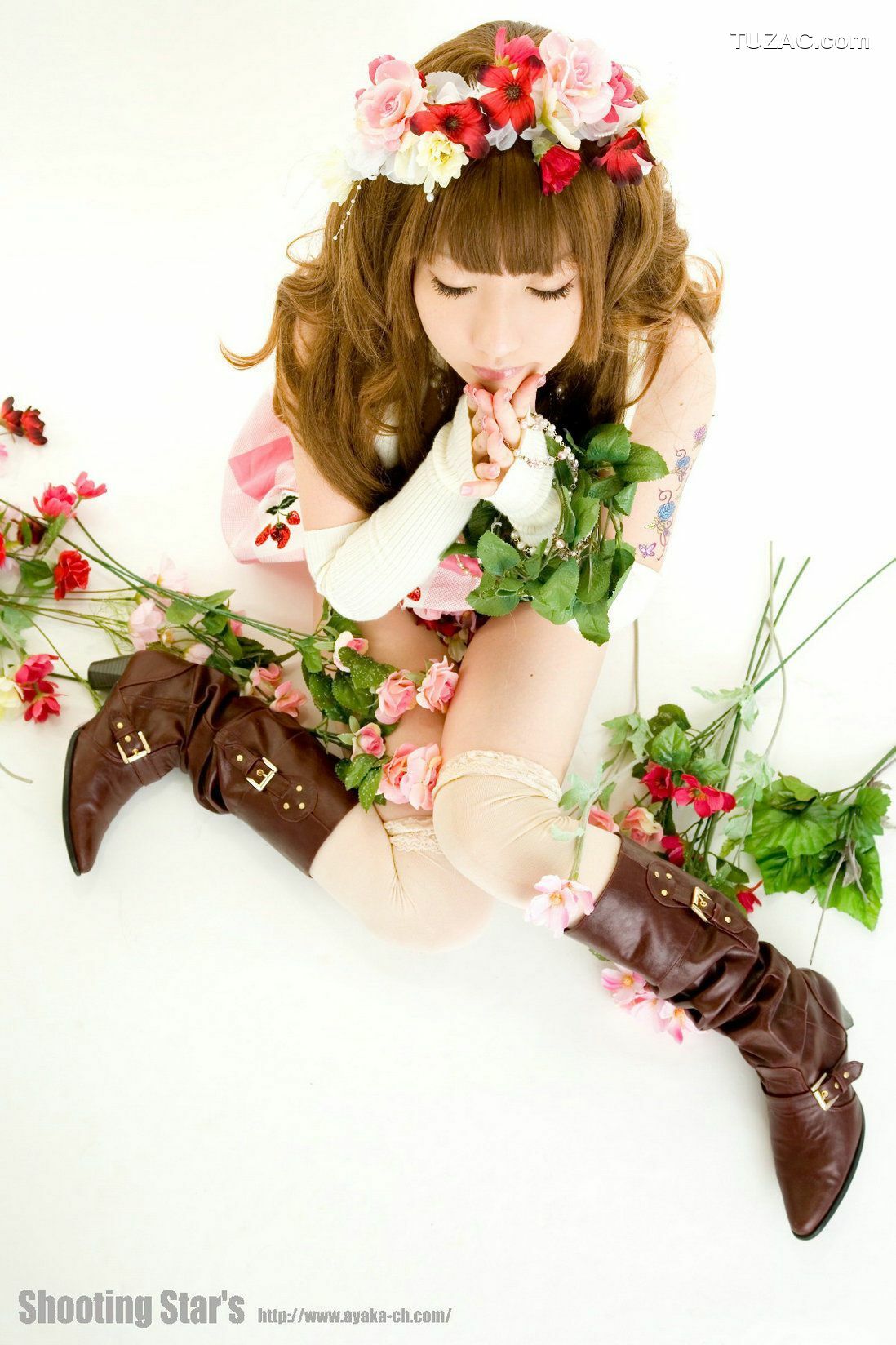 日本CosPlay_绫香 (Sakuサク)  Gothic Lolita 写真集[120P]