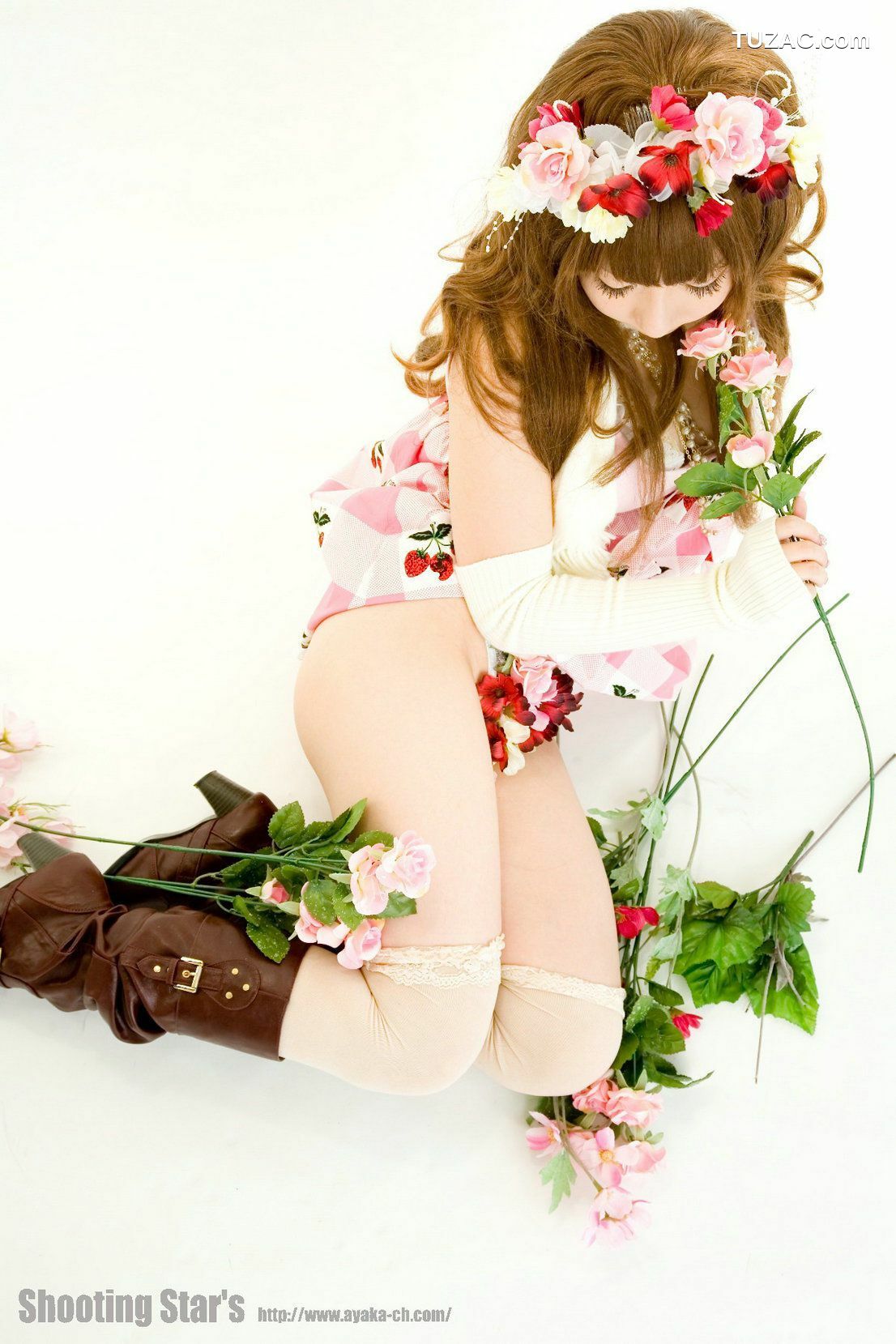 日本CosPlay_绫香 (Sakuサク)  Gothic Lolita 写真集[120P]