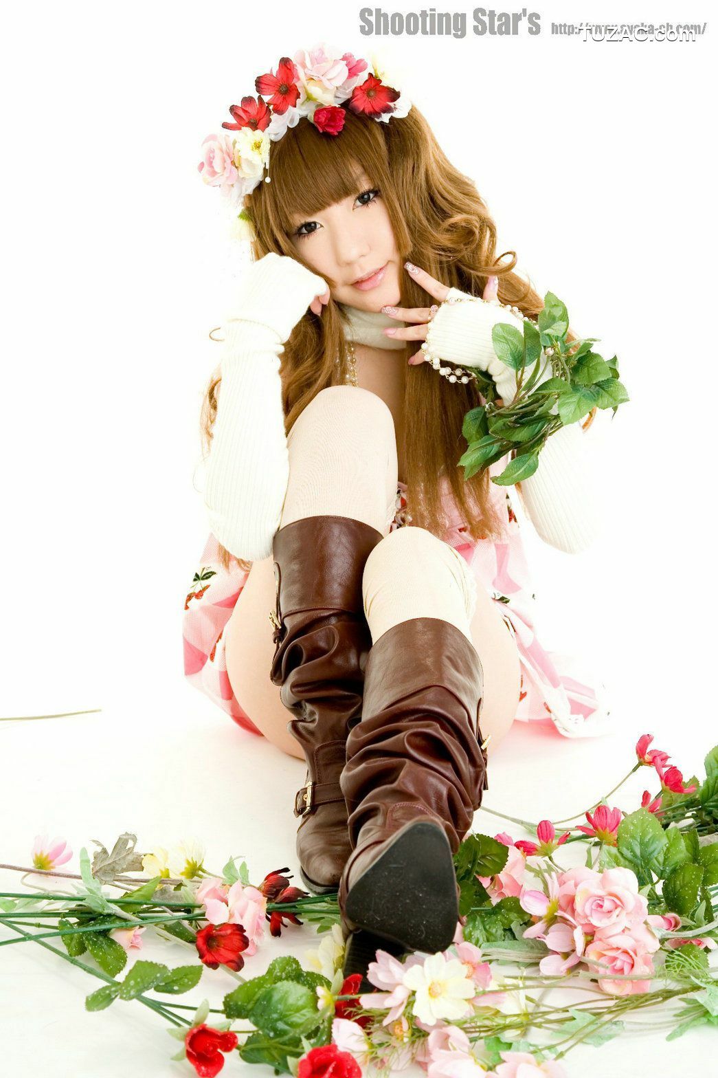 日本CosPlay_绫香 (Sakuサク)  Gothic Lolita 写真集[120P]