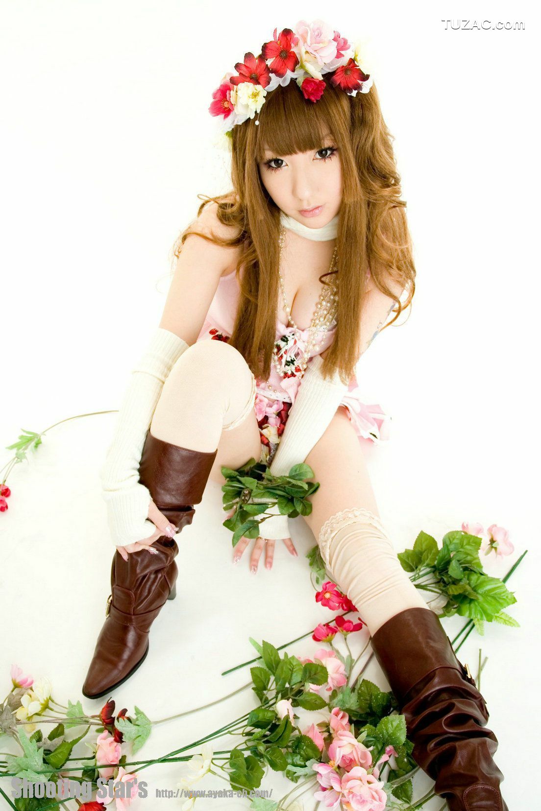 日本CosPlay_绫香 (Sakuサク)  Gothic Lolita 写真集[120P]