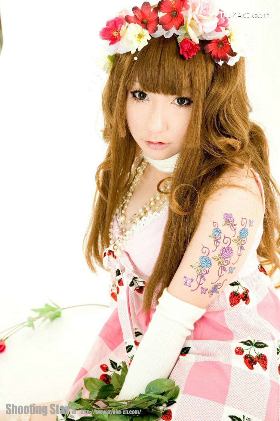 日本CosPlay_绫香 (Sakuサク)  Gothic Lolita 写真集[120P]