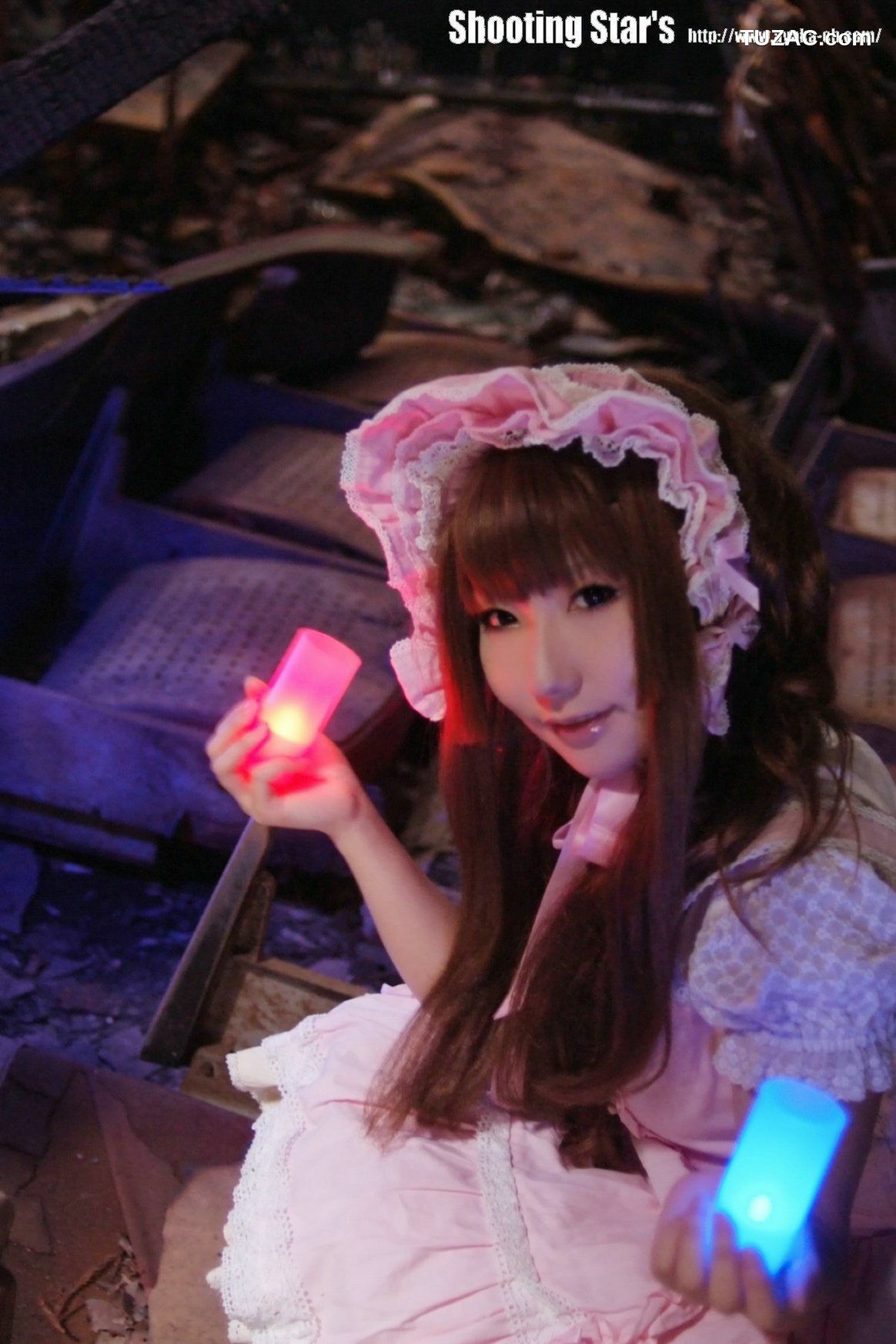 日本CosPlay_绫香 (Sakuサク)  Gothic Lolita 写真集[120P]