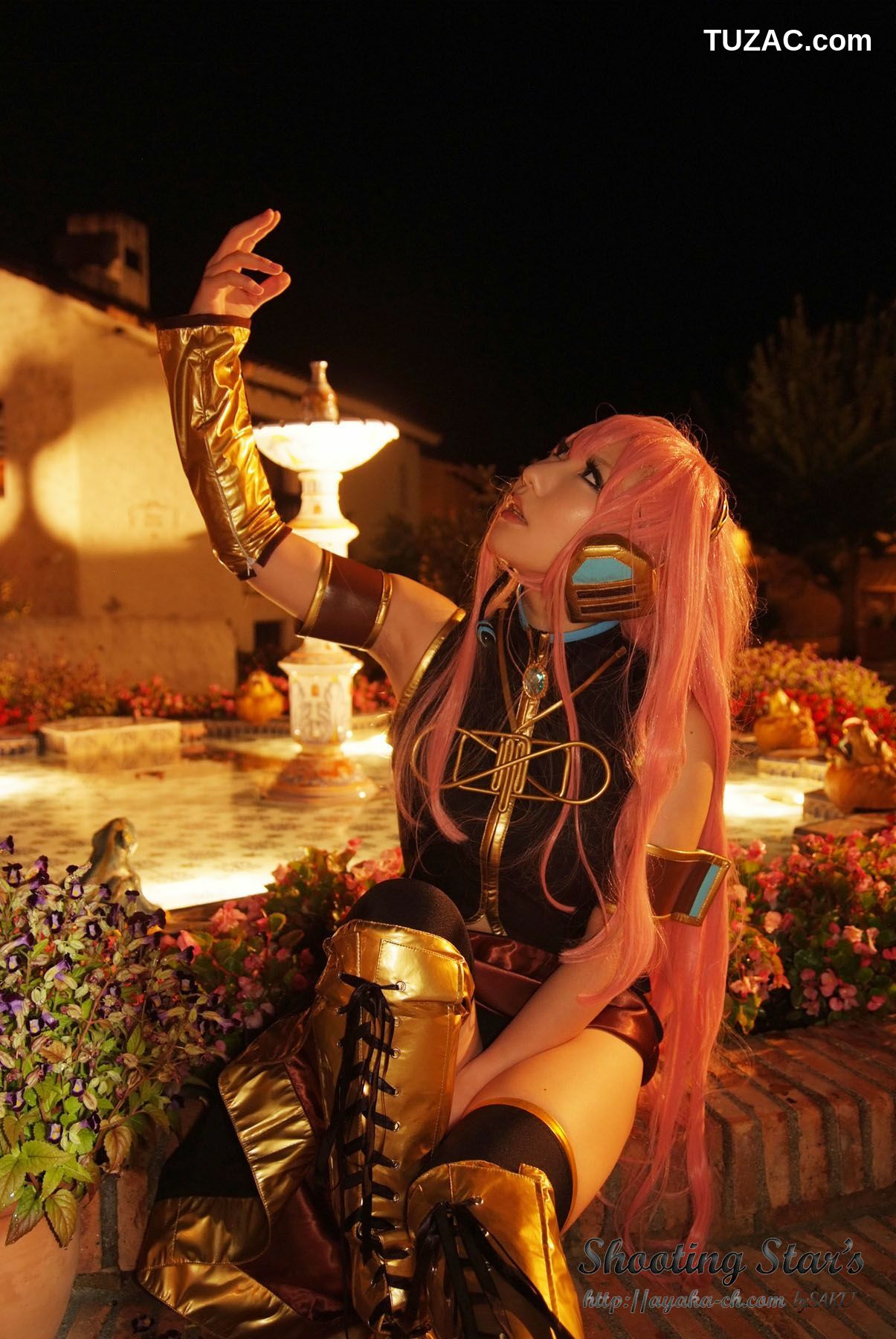 日本CosPlay_绫香 (Sakuサク) 《VOCALOID》 Megurine Luka 写真集[133P]