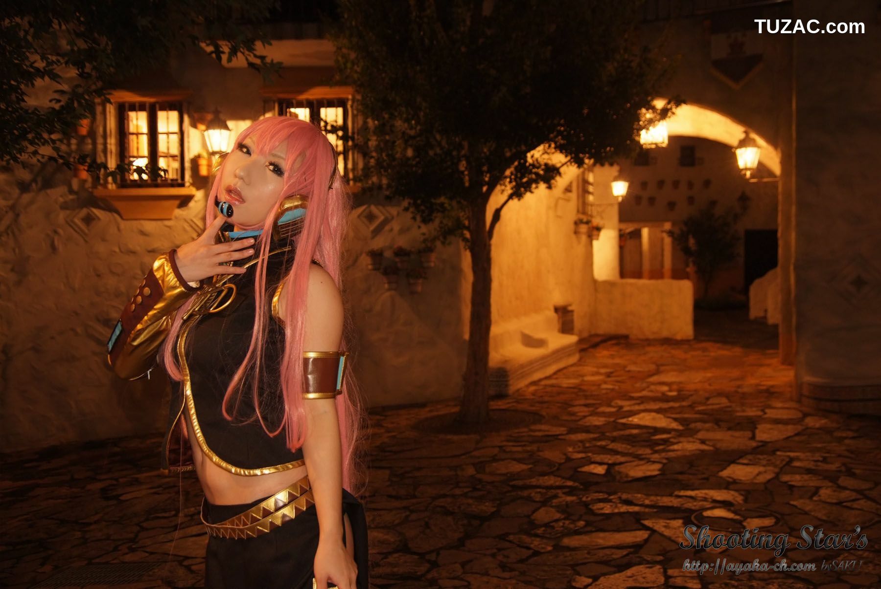 日本CosPlay_绫香 (Sakuサク) 《VOCALOID》 Megurine Luka 写真集[133P]