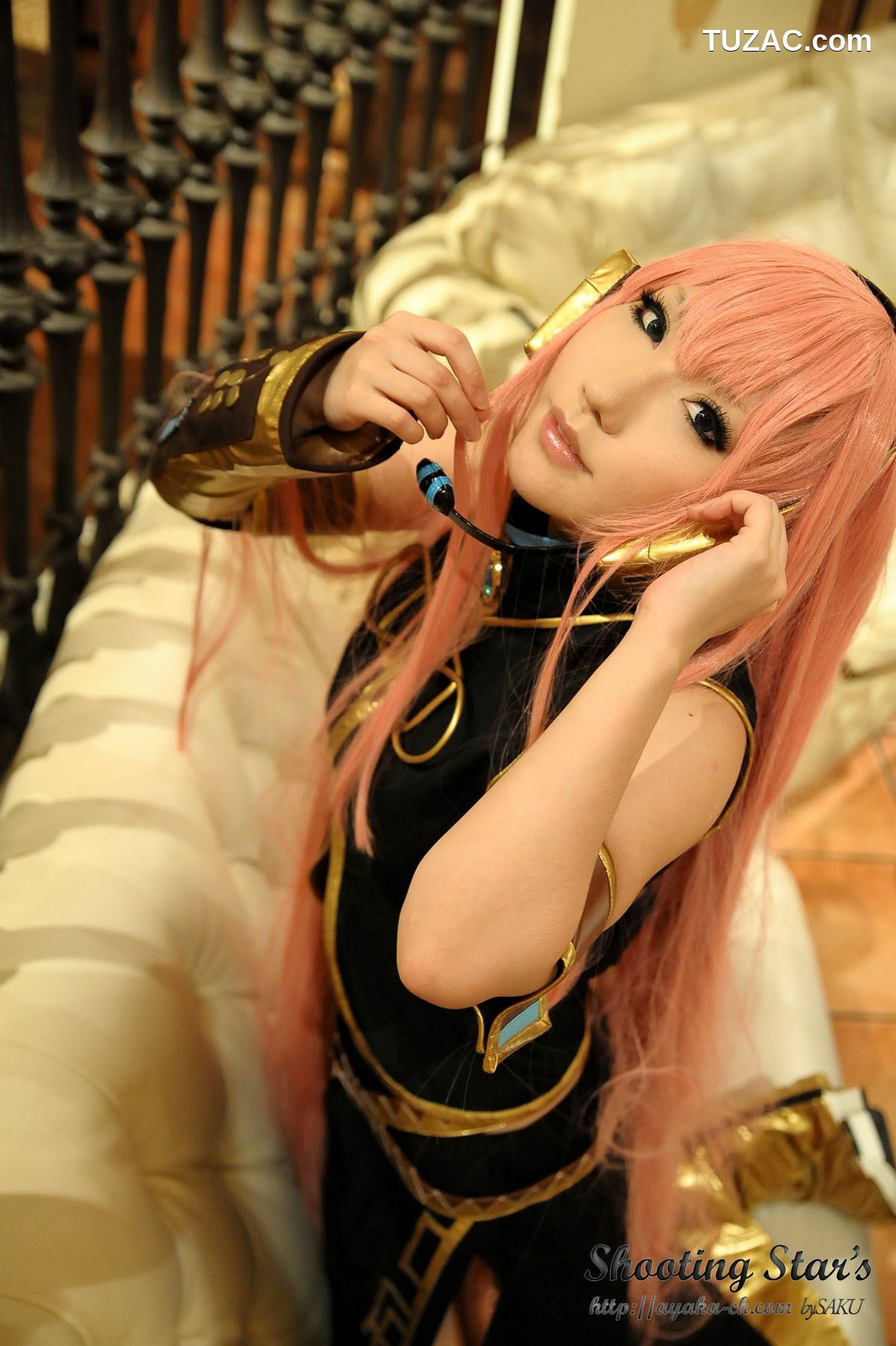 日本CosPlay_绫香 (Sakuサク) 《VOCALOID》 Megurine Luka 写真集[133P]