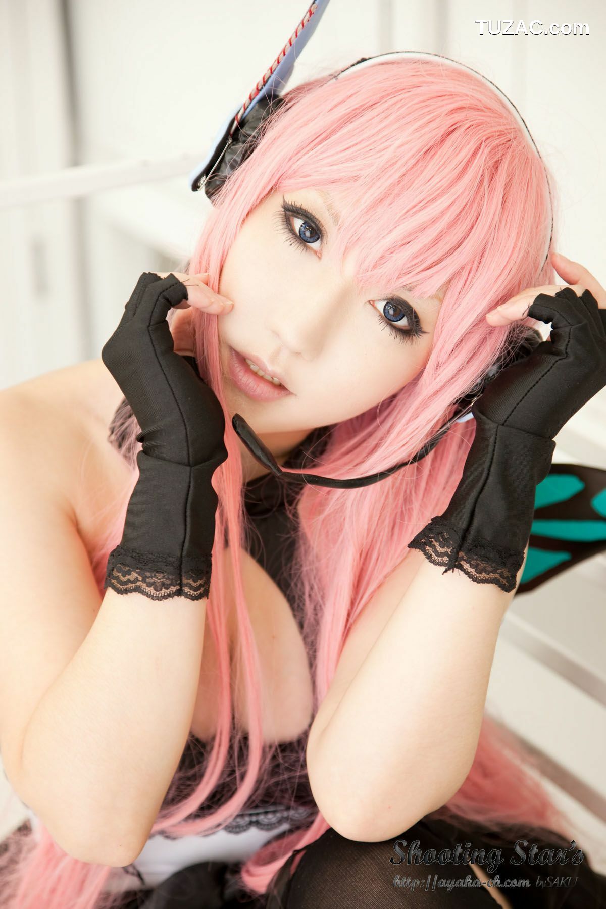 日本CosPlay_绫香 (Sakuサク) 《VOCALOID》 Megurine Luka 写真集[133P]