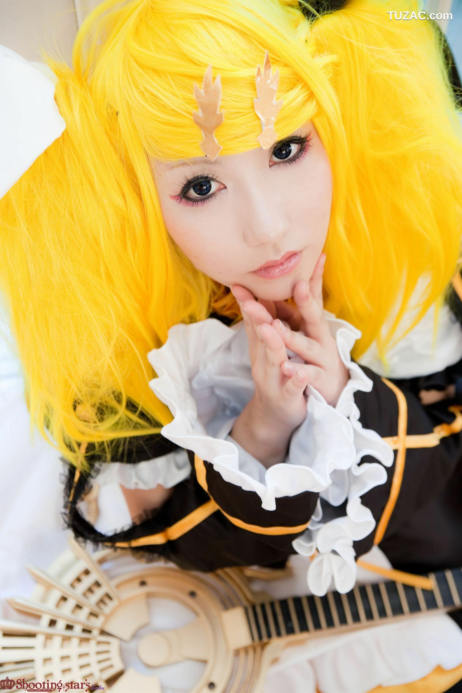 日本CosPlay_绫香 (サク) 《VOCALOID》初音ミク+鏡音リン 写真集[100P]