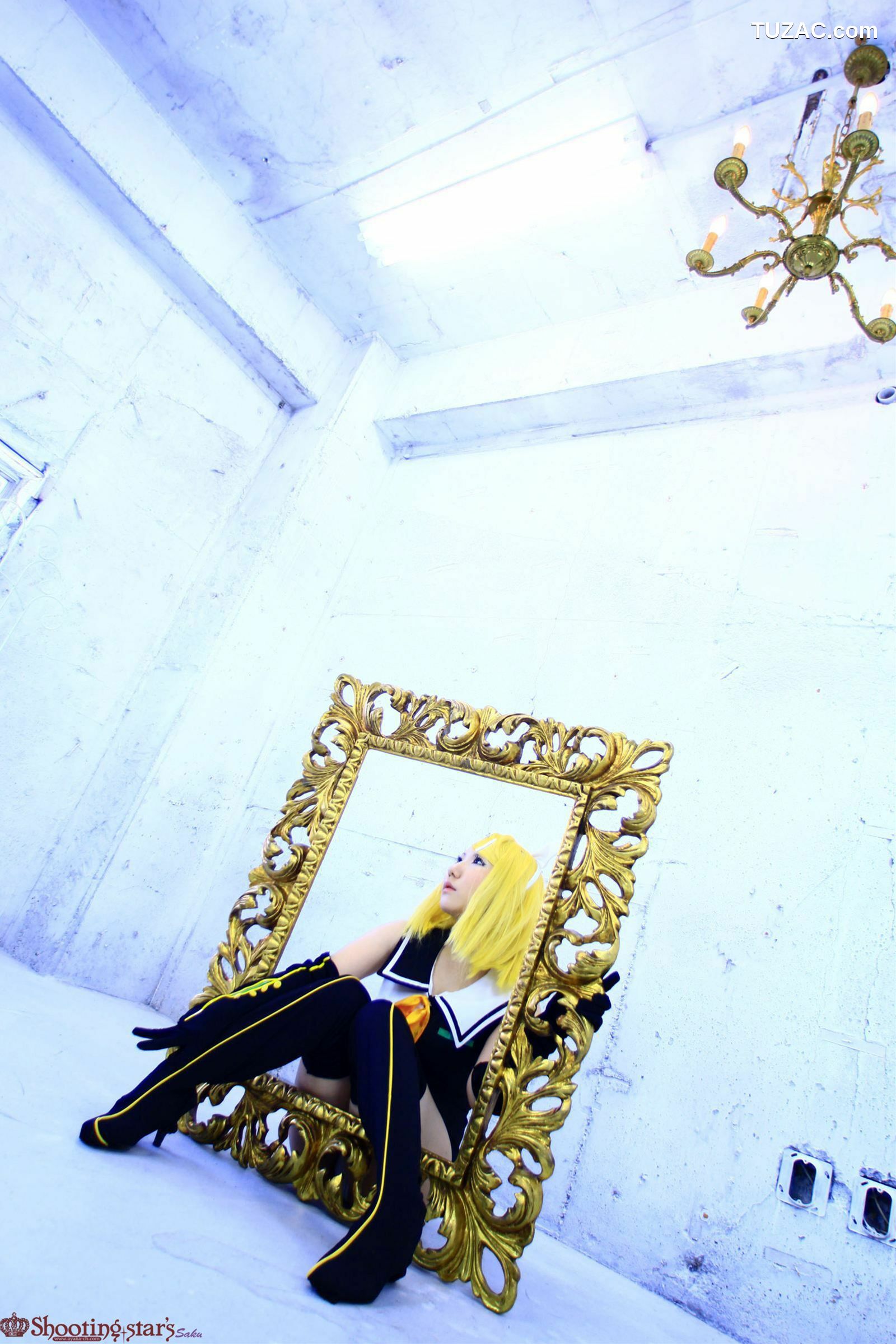 日本CosPlay_绫香 (サク) 《VOCALOID》初音ミク+鏡音リン 写真集[100P]