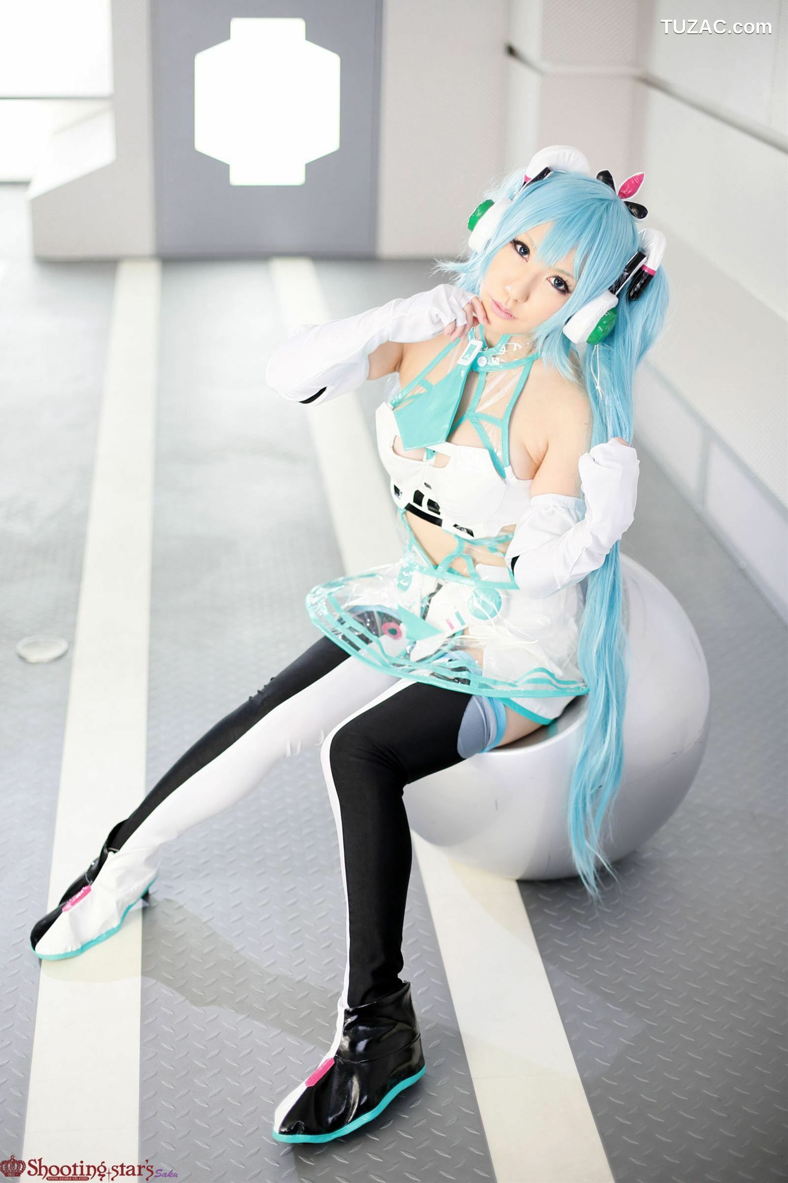 日本CosPlay_绫香 (サク) 《VOCALOID》初音ミク+鏡音リン 写真集[100P]