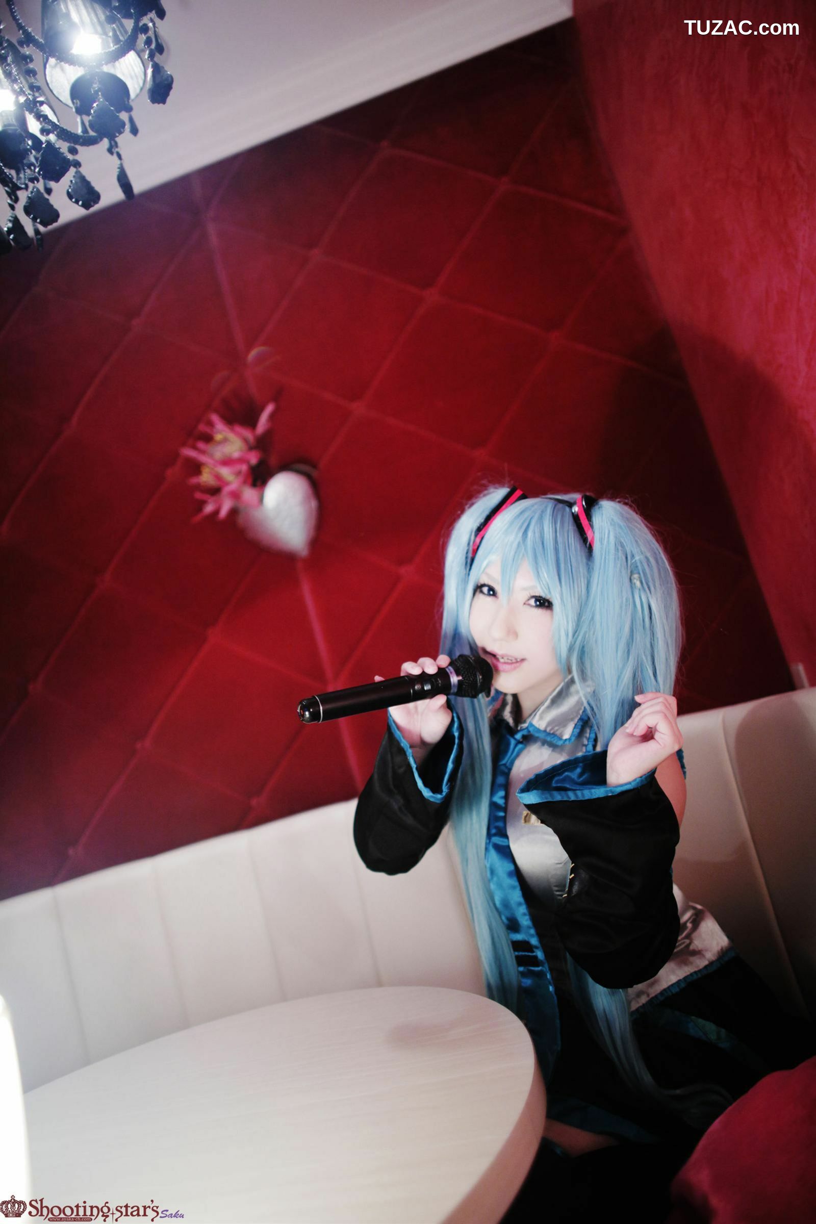 日本CosPlay_绫香 (サク) 《VOCALOID》初音ミク+鏡音リン 写真集[100P]