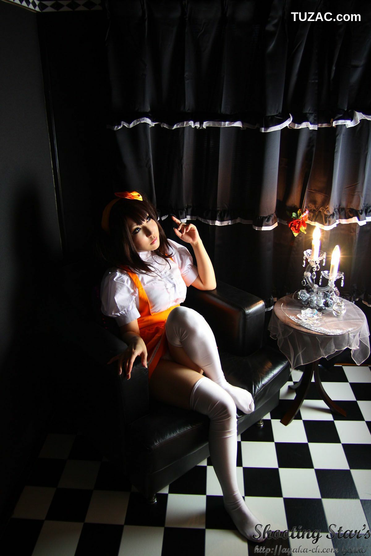 日本CosPlay_绫香 (サク Saku Ayaka)  Waitress+Cheerleader [Sakuyabime] 写真集[62P]