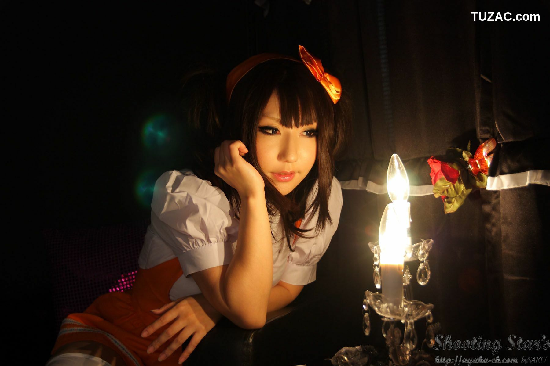 日本CosPlay_绫香 (サク Saku Ayaka)  Waitress+Cheerleader [Sakuyabime] 写真集[62P]