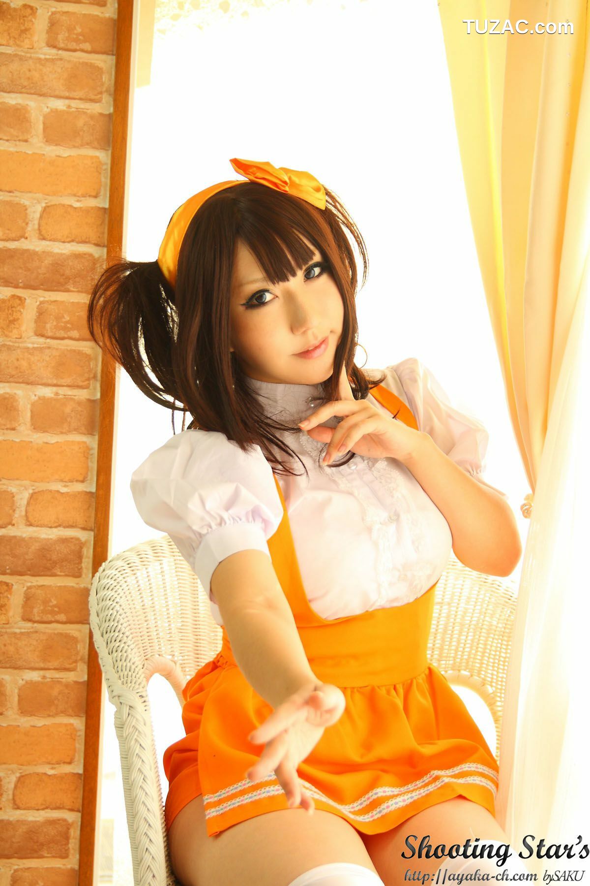 日本CosPlay_绫香 (サク Saku Ayaka)  Waitress+Cheerleader [Sakuyabime] 写真集[62P]