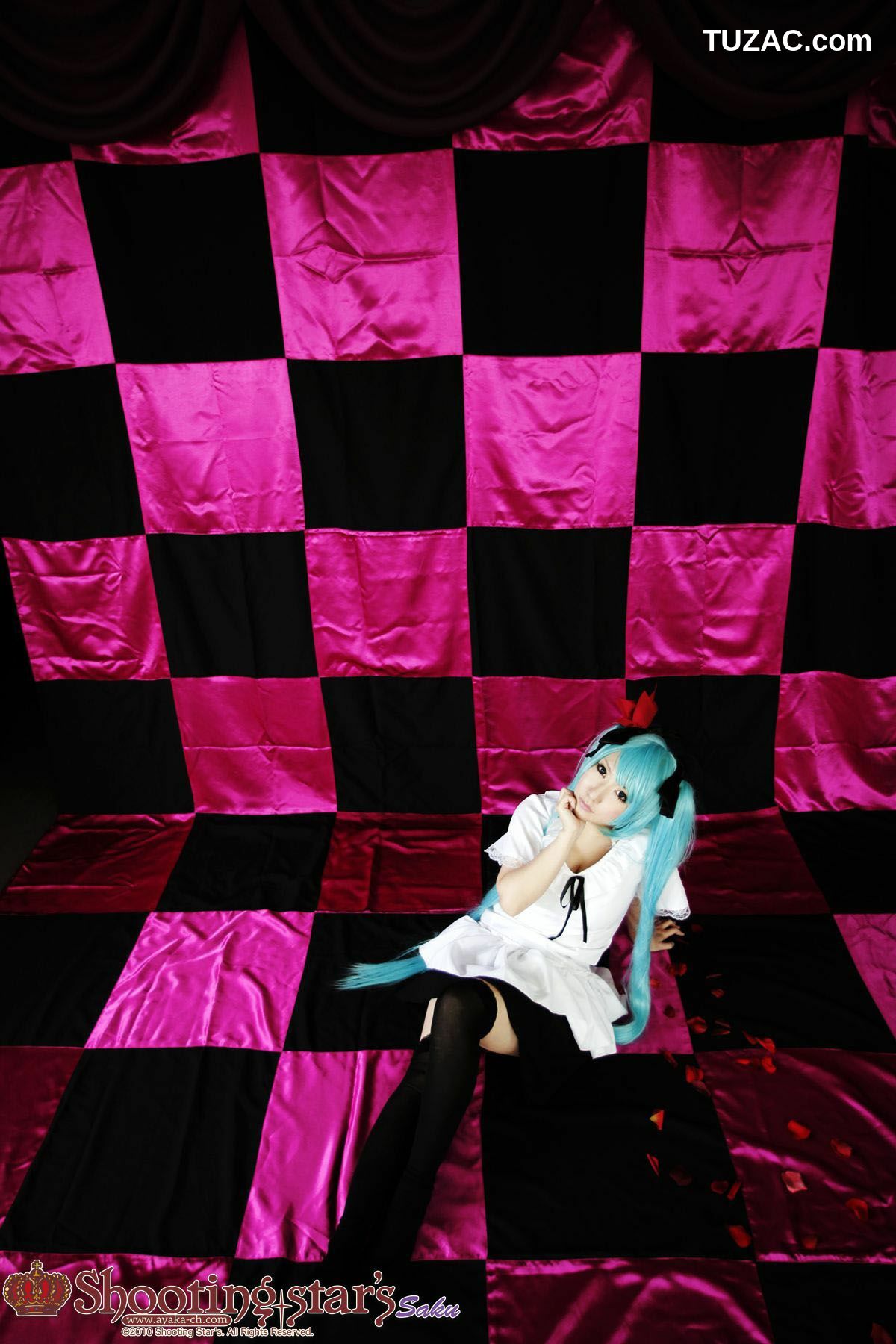 日本CosPlay_绫香サク (Saku Ayaka) 《Vocaloid》Hatsune Miku 4 写真集