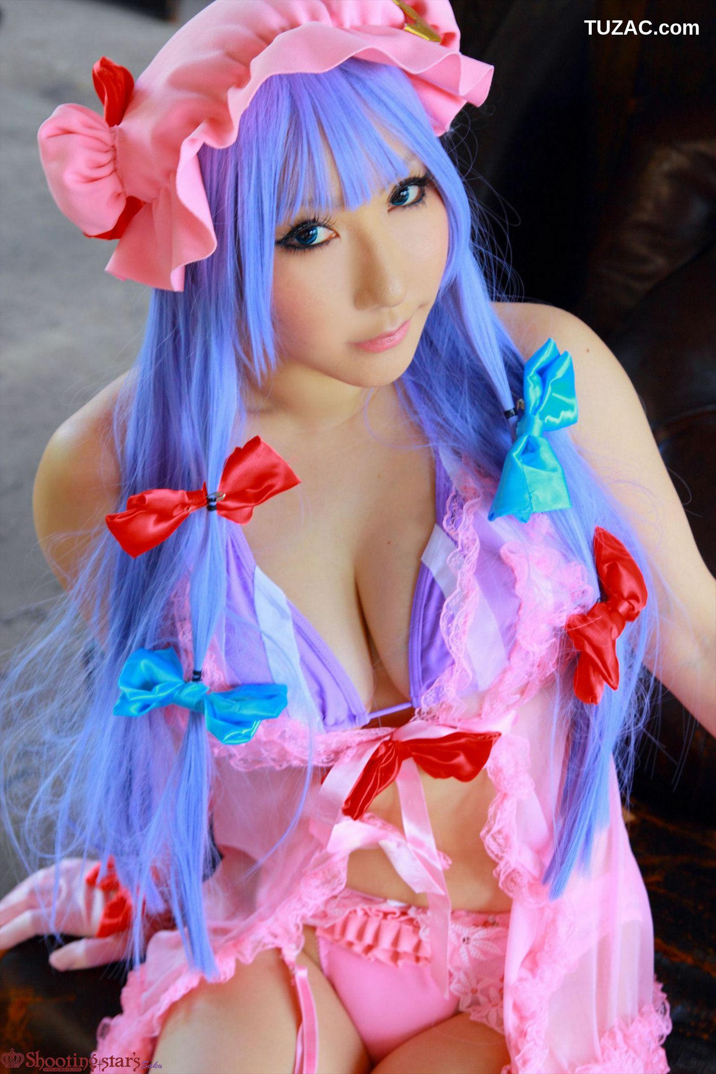 日本CosPlay_绫香サク (サク綾香 Saku Ayaka) 《東方Project》Patchouli Knowledge 写真集[100P]