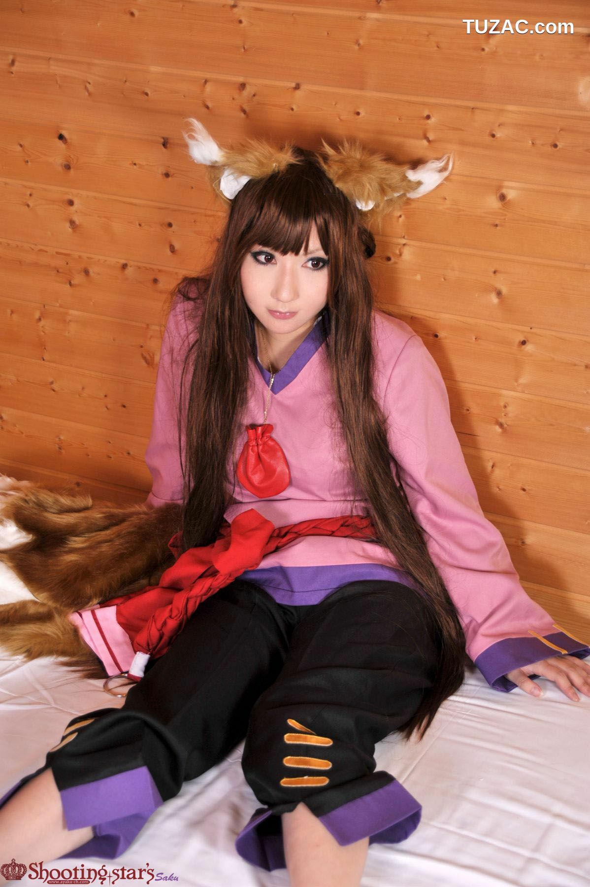 日本CosPlay_绫香サク (サク綾香 Saku Ayaka) 《狼与香辛料》赫萝 写真集