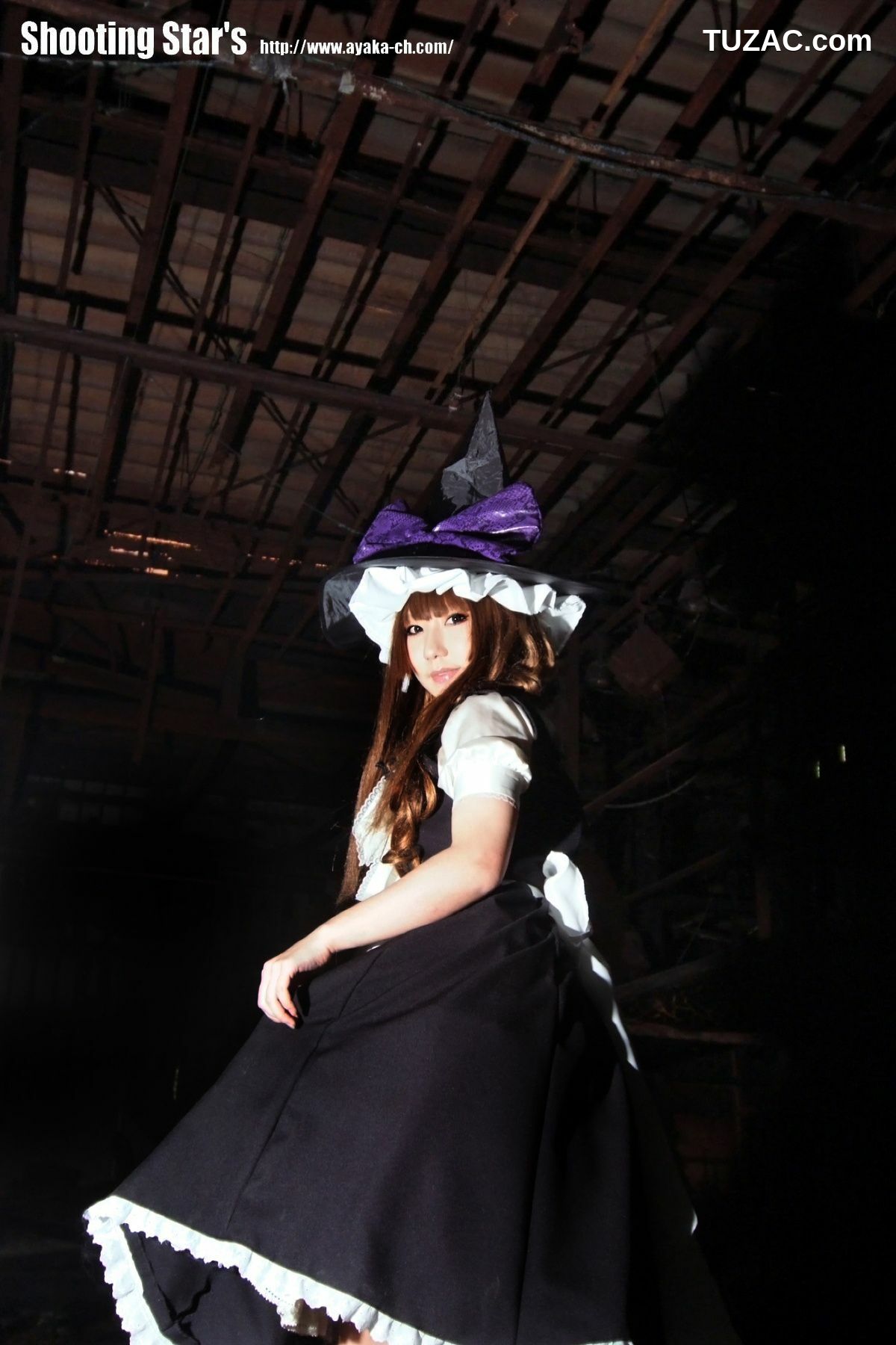 日本CosPlay_绫香サク (サク綾香 Saku Ayaka)《東方Project》霧雨 魔理沙 Kirisame Marisa 写真集