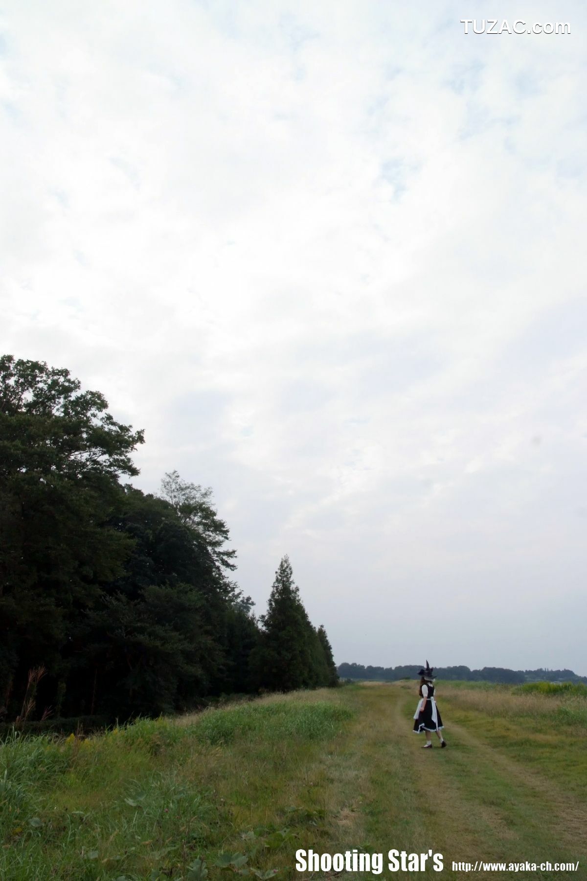 日本CosPlay_绫香サク (サク綾香 Saku Ayaka)《東方Project》霧雨 魔理沙 Kirisame Marisa 写真集