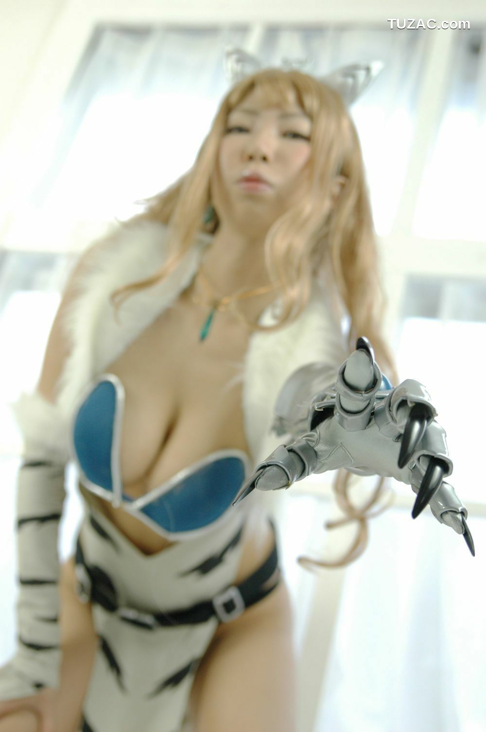 日本CosPlay_芦屋のりこ 《Queen's Blade》Elina 写真集[90P]