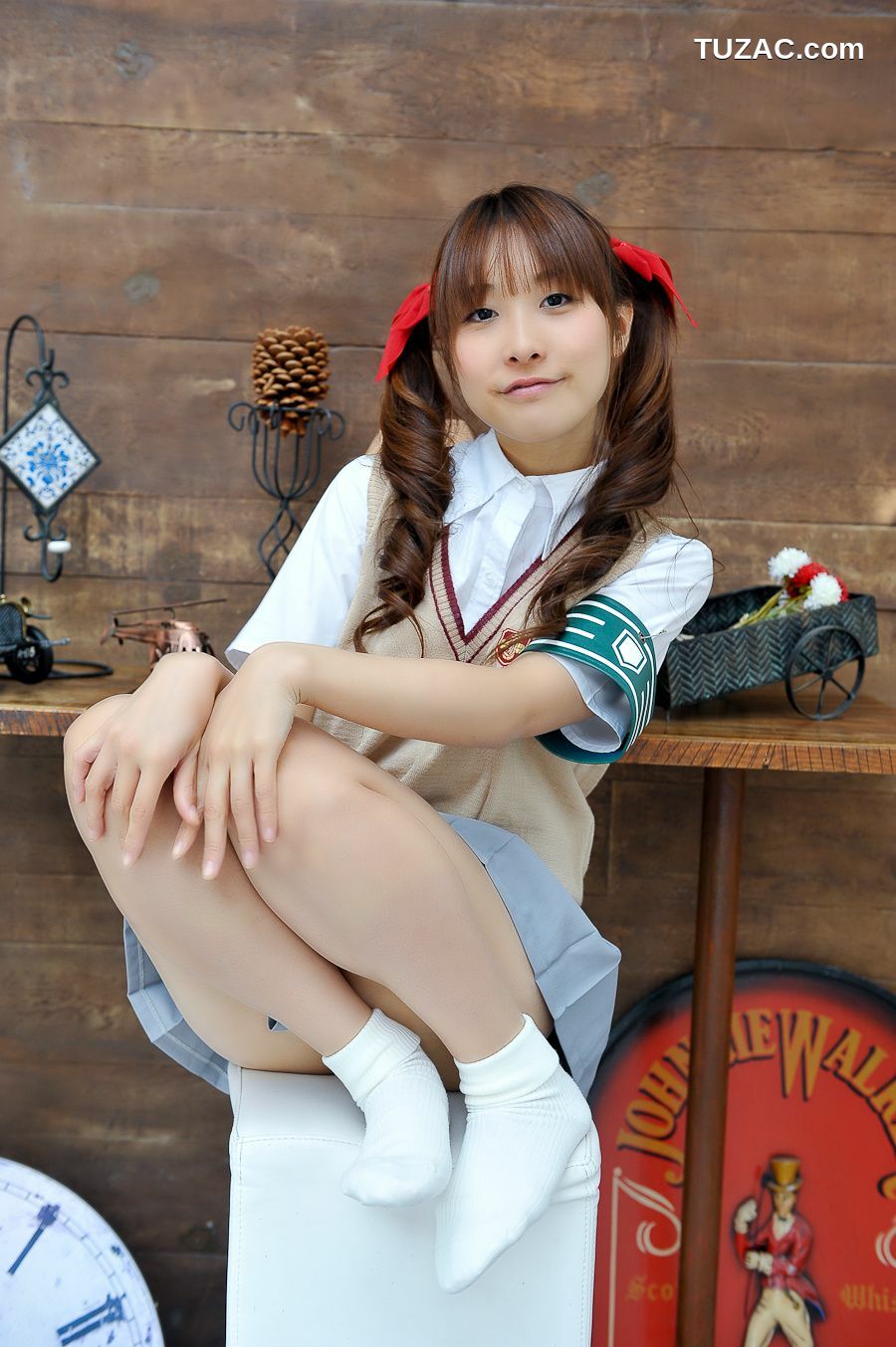 日本CosPlay_花兎まにゅManyu Hanausagi《とある科学の超電磁砲》御坂美琴 写真集