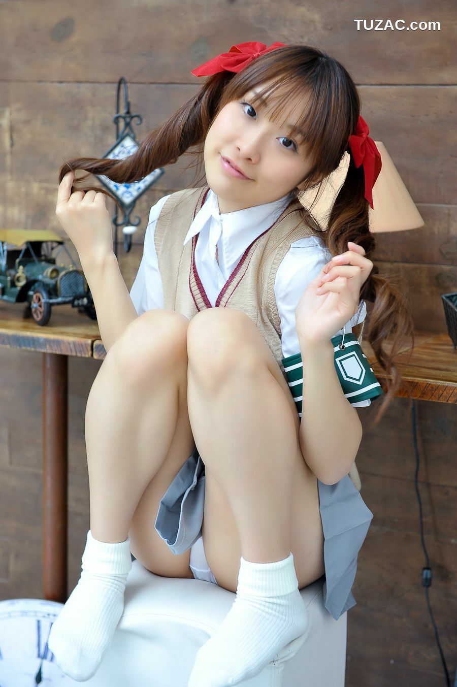 日本CosPlay_花兎まにゅManyu Hanausagi《とある科学の超電磁砲》御坂美琴 写真集