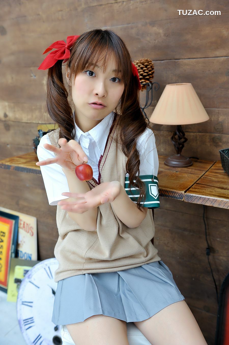 日本CosPlay_花兎まにゅManyu Hanausagi《とある科学の超電磁砲》御坂美琴 写真集