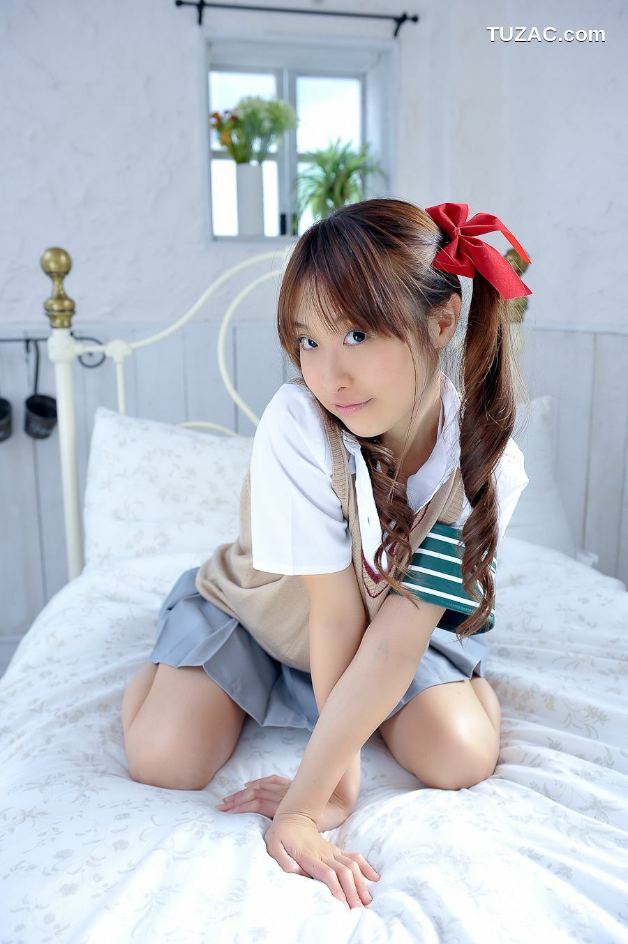 日本CosPlay_花兎まにゅManyu Hanausagi《とある科学の超電磁砲》御坂美琴 写真集