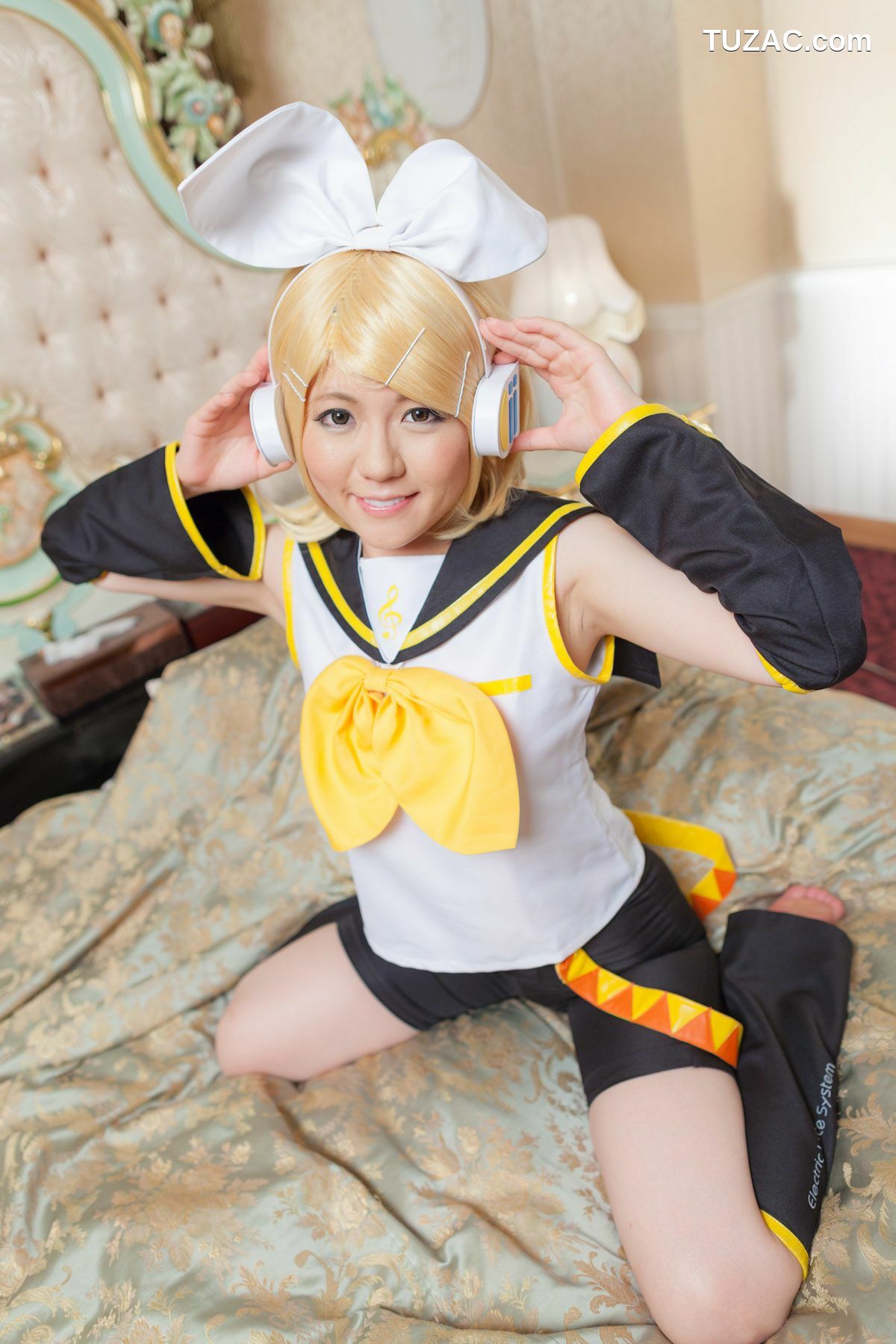 日本CosPlay_荒木まい (荒木麻衣) 《VOCALOID》Kagamine Rin(鏡音リン) 写真集[89P]
