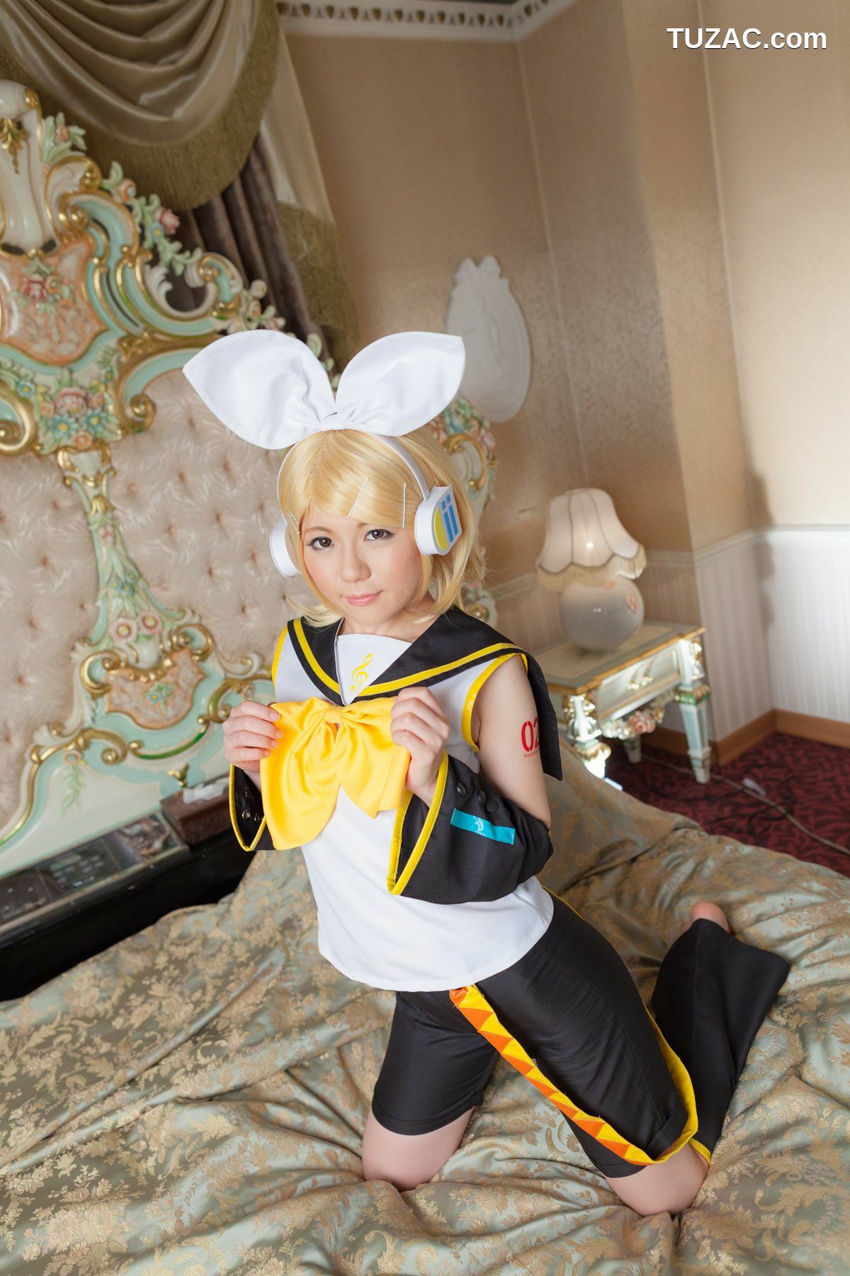 日本CosPlay_荒木まい (荒木麻衣) 《VOCALOID》Kagamine Rin(鏡音リン) 写真集[89P]
