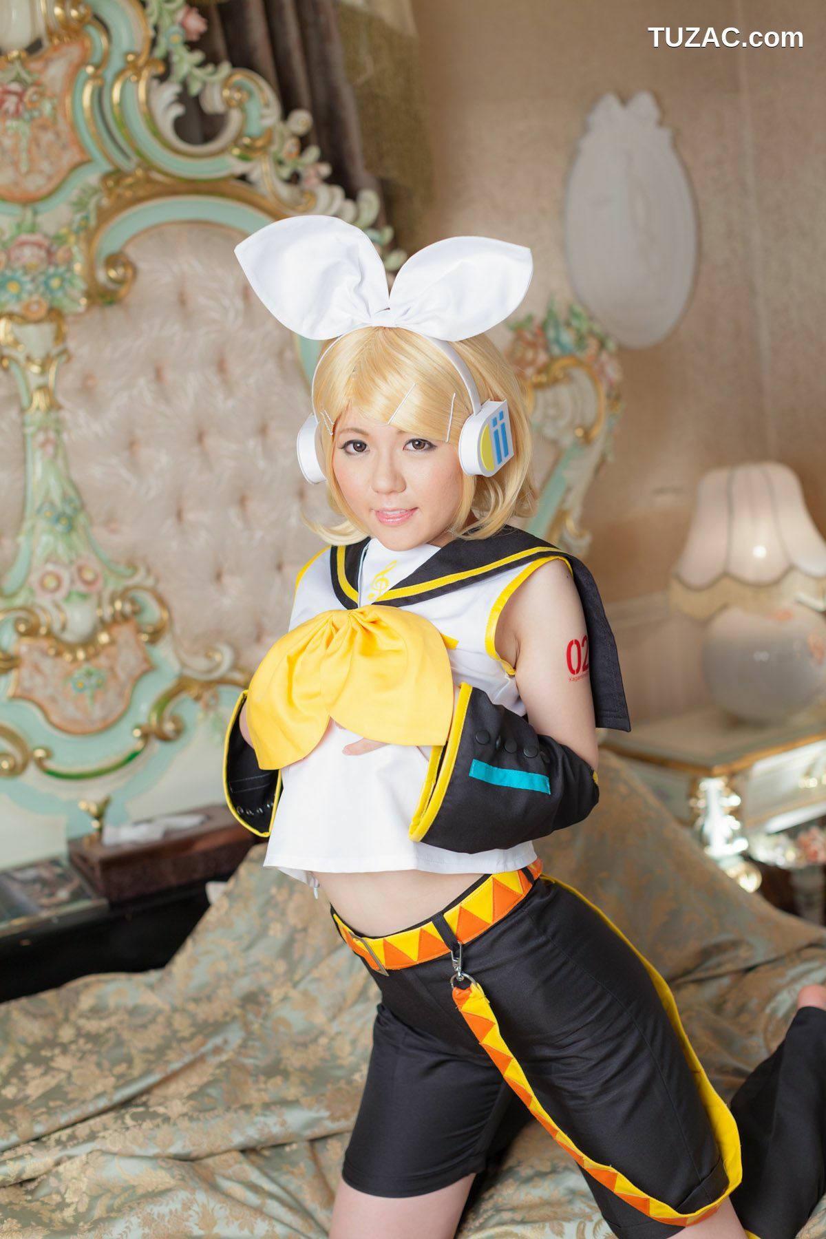 日本CosPlay_荒木まい (荒木麻衣) 《VOCALOID》Kagamine Rin(鏡音リン) 写真集[89P]