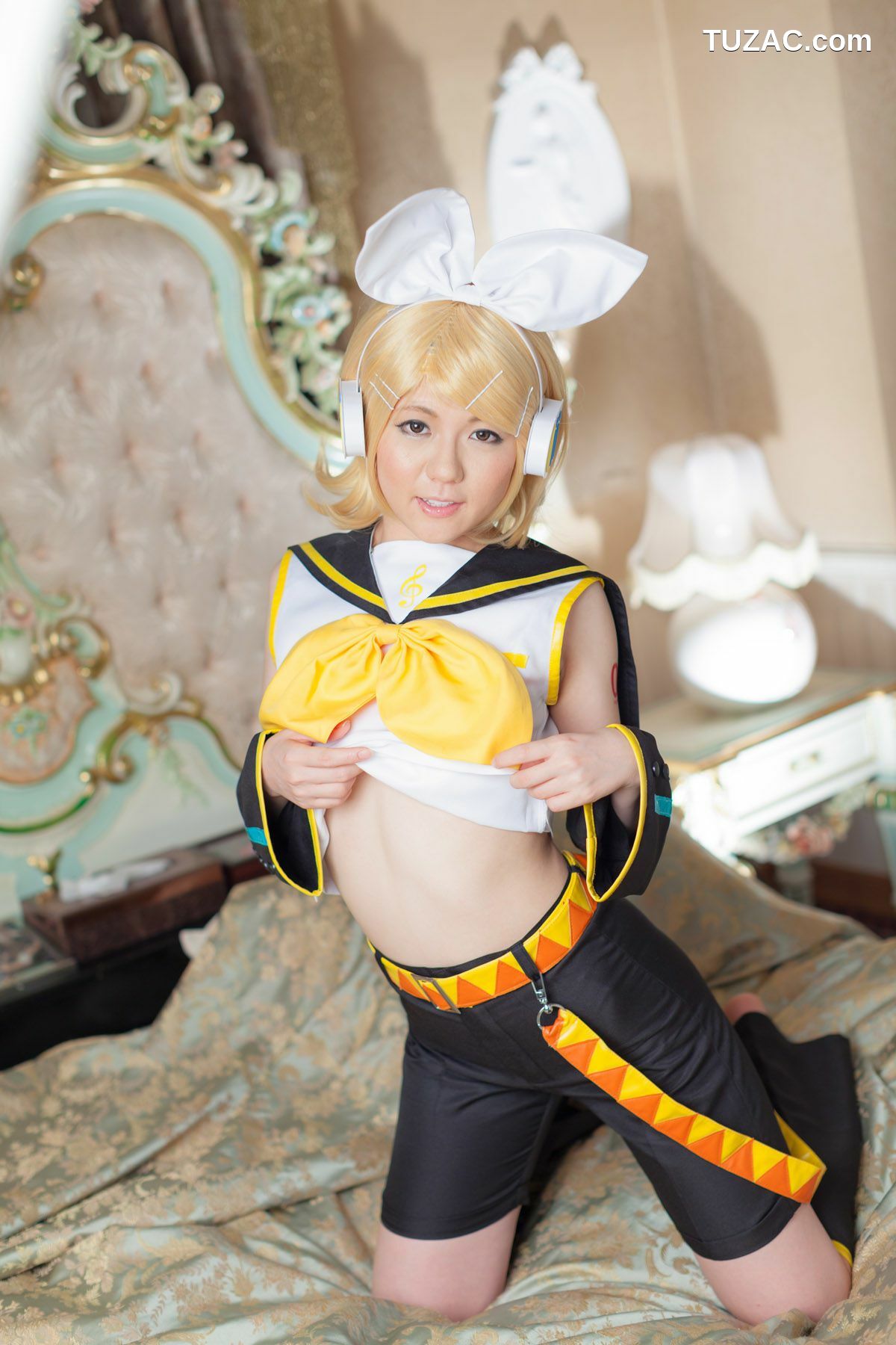 日本CosPlay_荒木まい (荒木麻衣) 《VOCALOID》Kagamine Rin(鏡音リン) 写真集[89P]