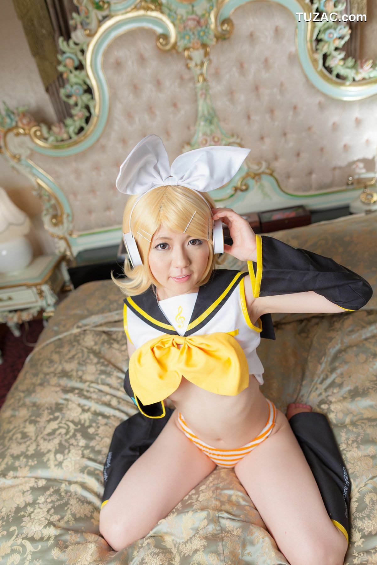 日本CosPlay_荒木まい (荒木麻衣) 《VOCALOID》Kagamine Rin(鏡音リン) 写真集[89P]