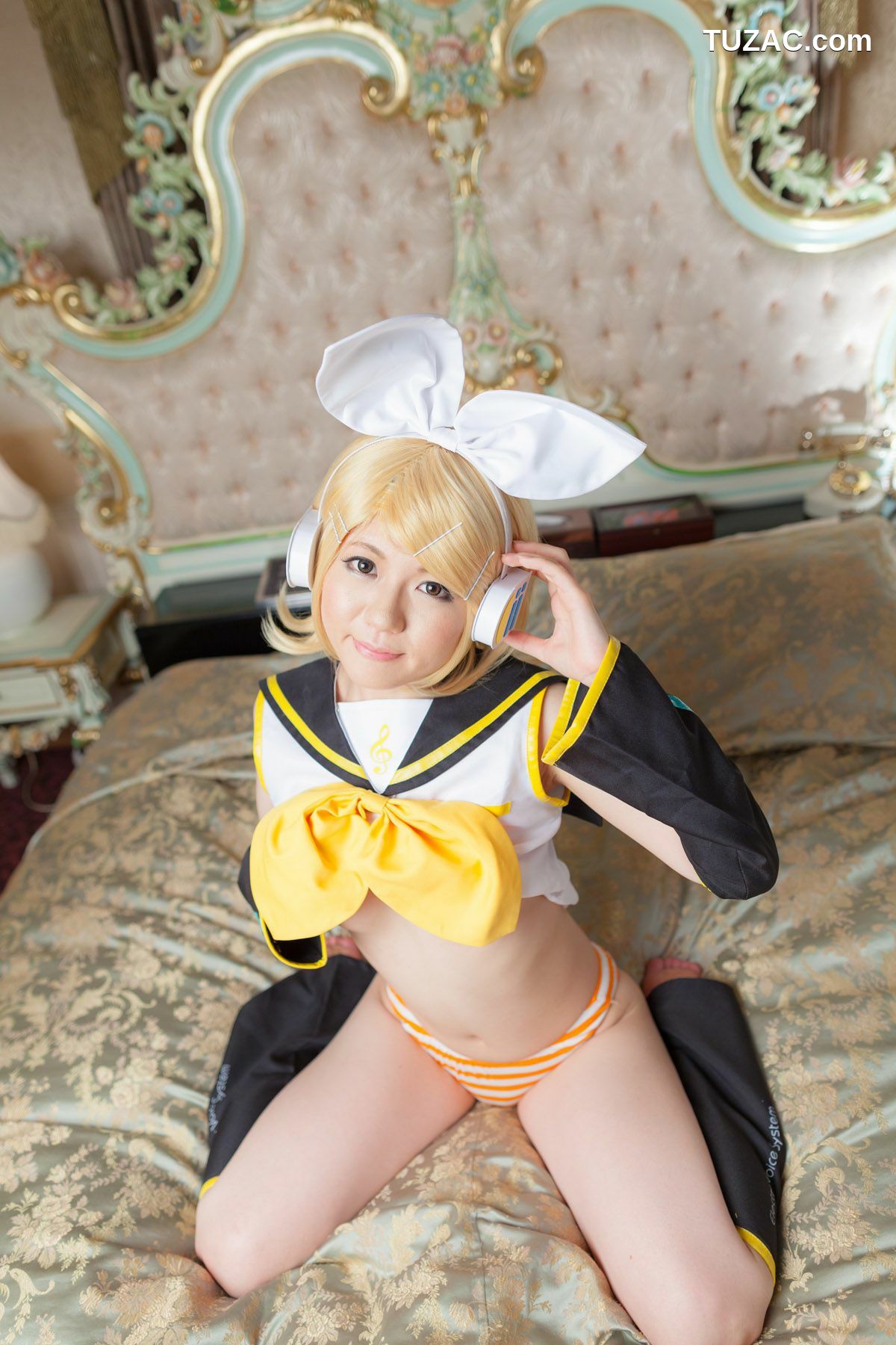 日本CosPlay_荒木まい (荒木麻衣) 《VOCALOID》Kagamine Rin(鏡音リン) 写真集[89P]