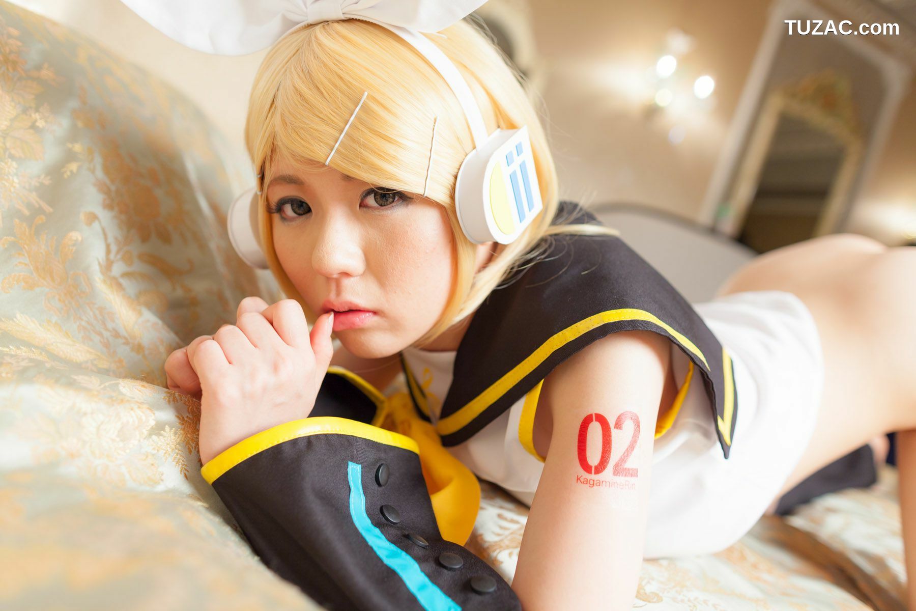 日本CosPlay_荒木まい (荒木麻衣) 《VOCALOID》Kagamine Rin(鏡音リン) 写真集[89P]