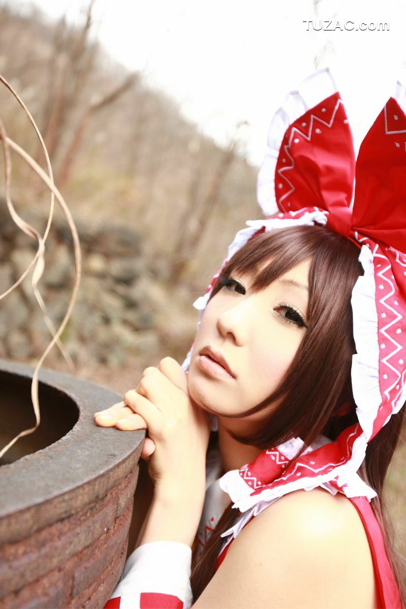 日本CosPlay_華群みさき 《東方Project》博麗霊夢+霧雨魔理沙  写真集[100P]