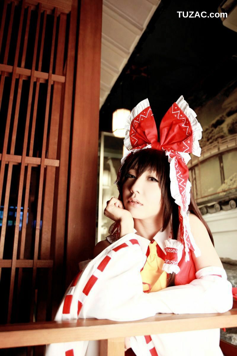 日本CosPlay_華群みさき 《東方Project》博麗霊夢+霧雨魔理沙  写真集[100P]