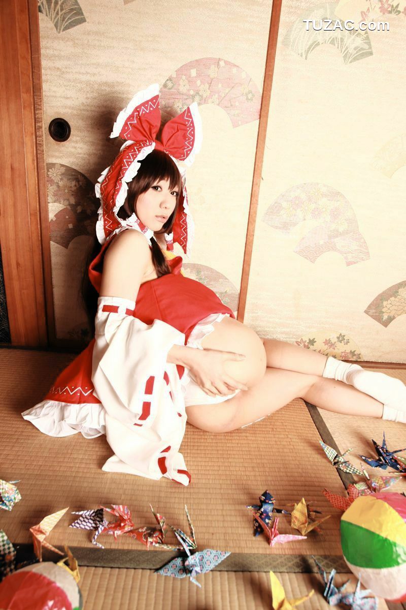 日本CosPlay_華群みさき 《東方Project》博麗霊夢+霧雨魔理沙  写真集[100P]