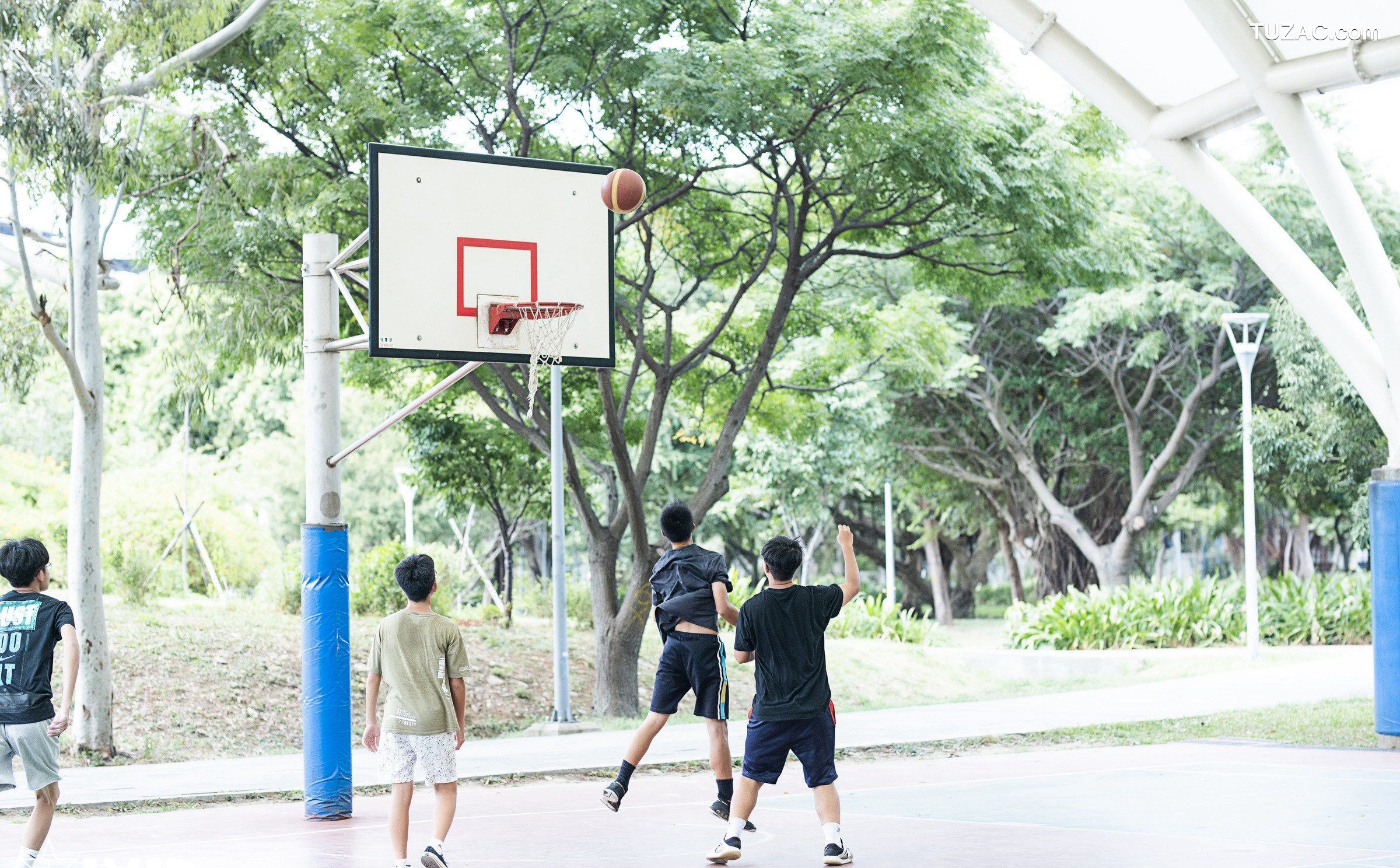 JVID-Catlin-高校初恋女生-运动后Sex-約打籃球-卻被好友偷約去旅館