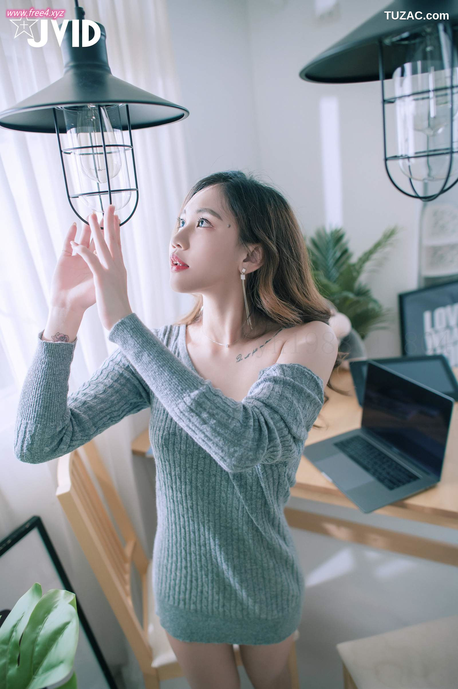 JVID-Jessica-Lo-罗颖-到友人家看貓被強制高潮