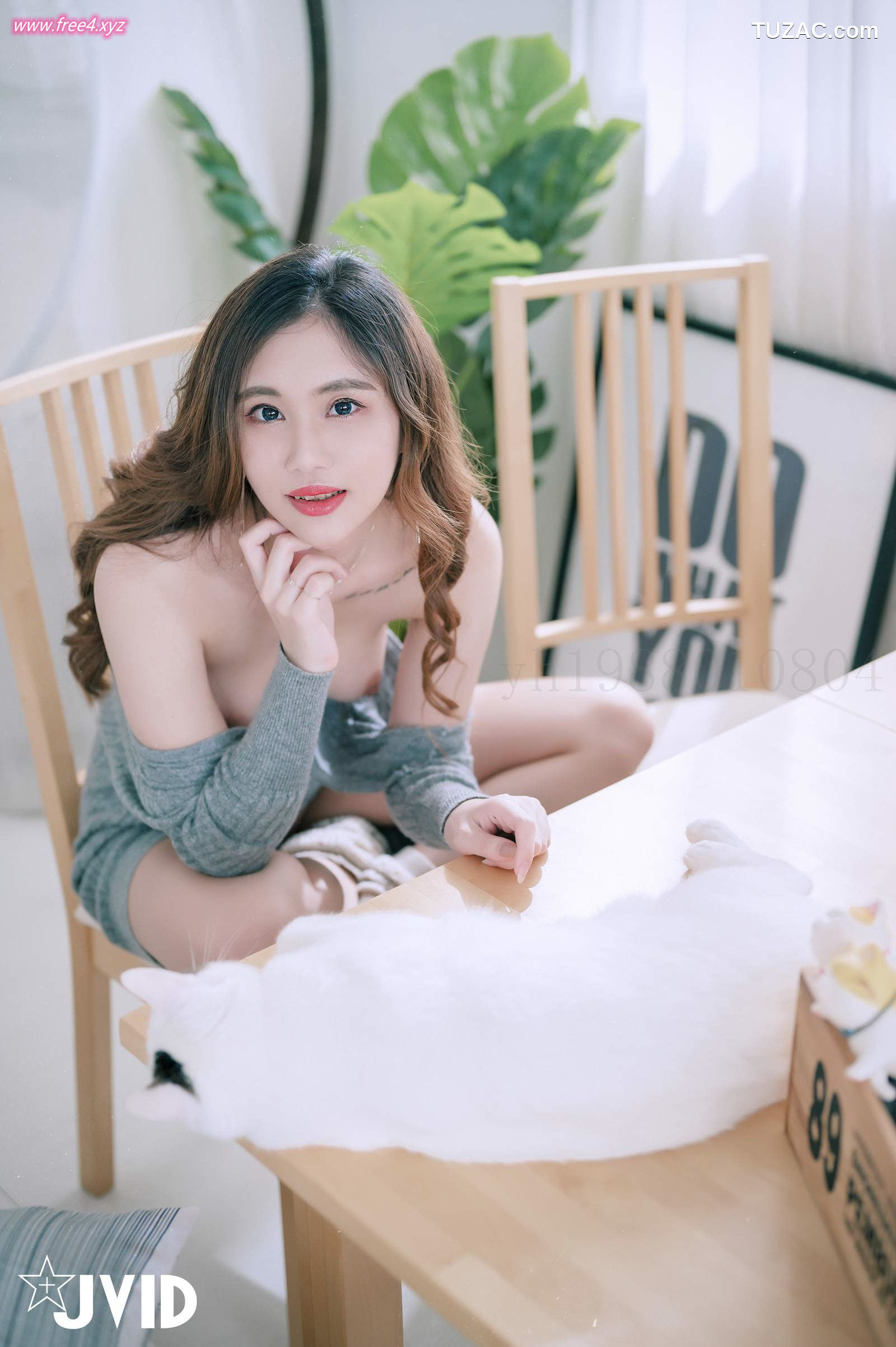 JVID-Jessica-Lo-罗颖-到友人家看貓被強制高潮