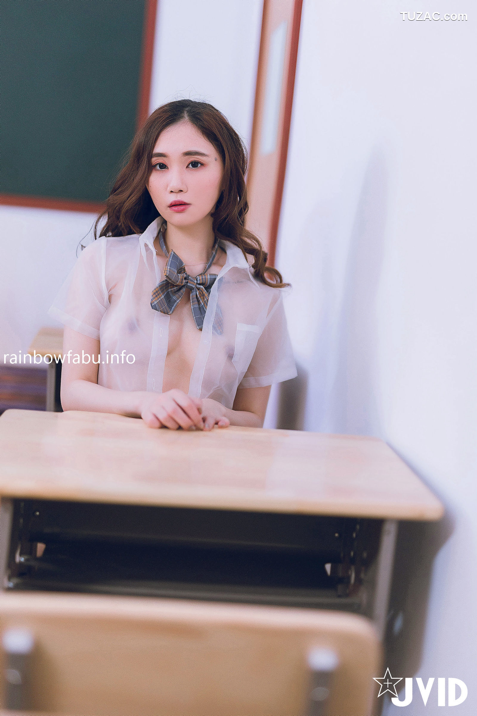 JVID-Jessica-Lo-罗颖-学生向我告白-watermark