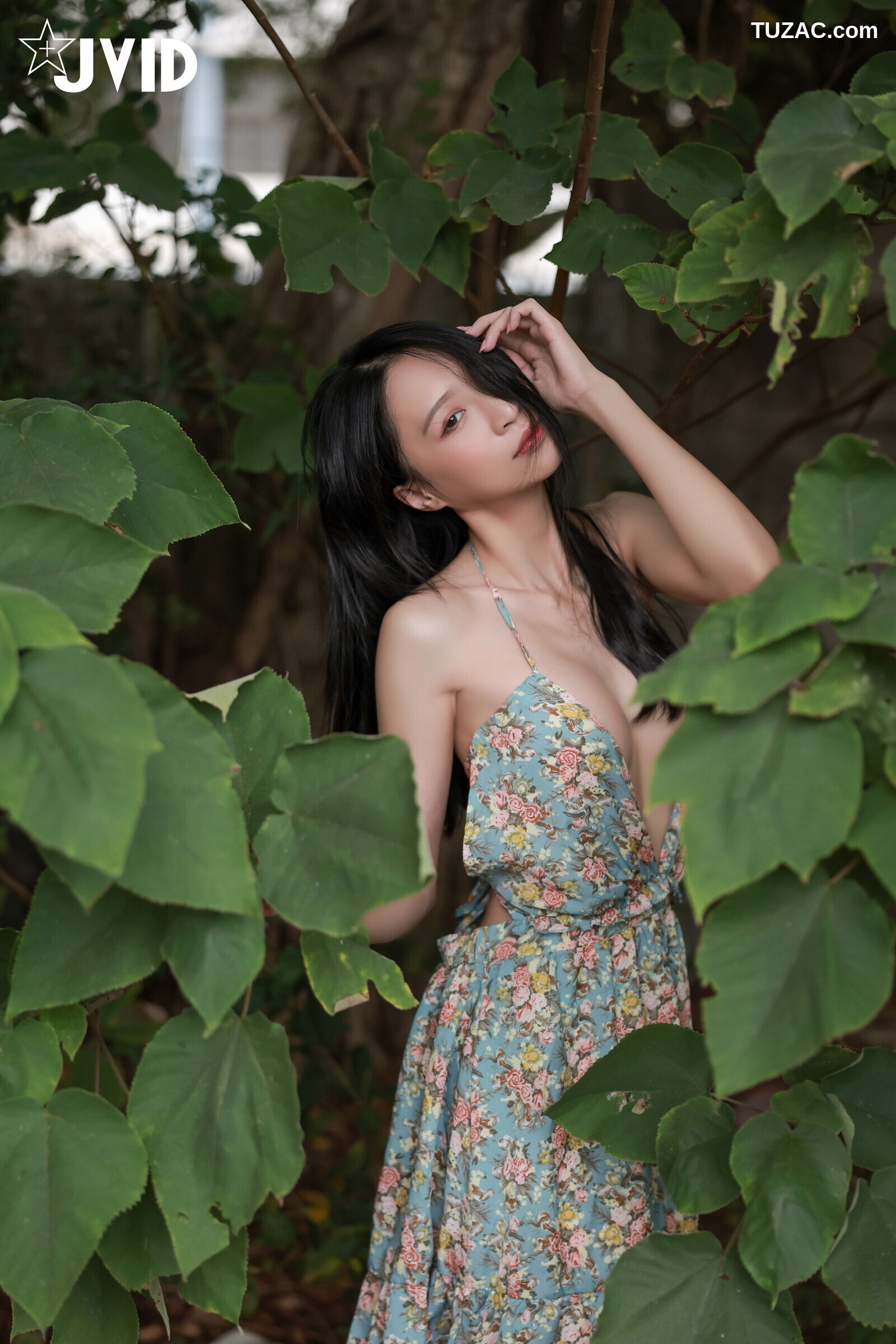 JVID-Sunny-戶外全裸-空靈美少女-野外全裸初驗-完全不害羞玩開了