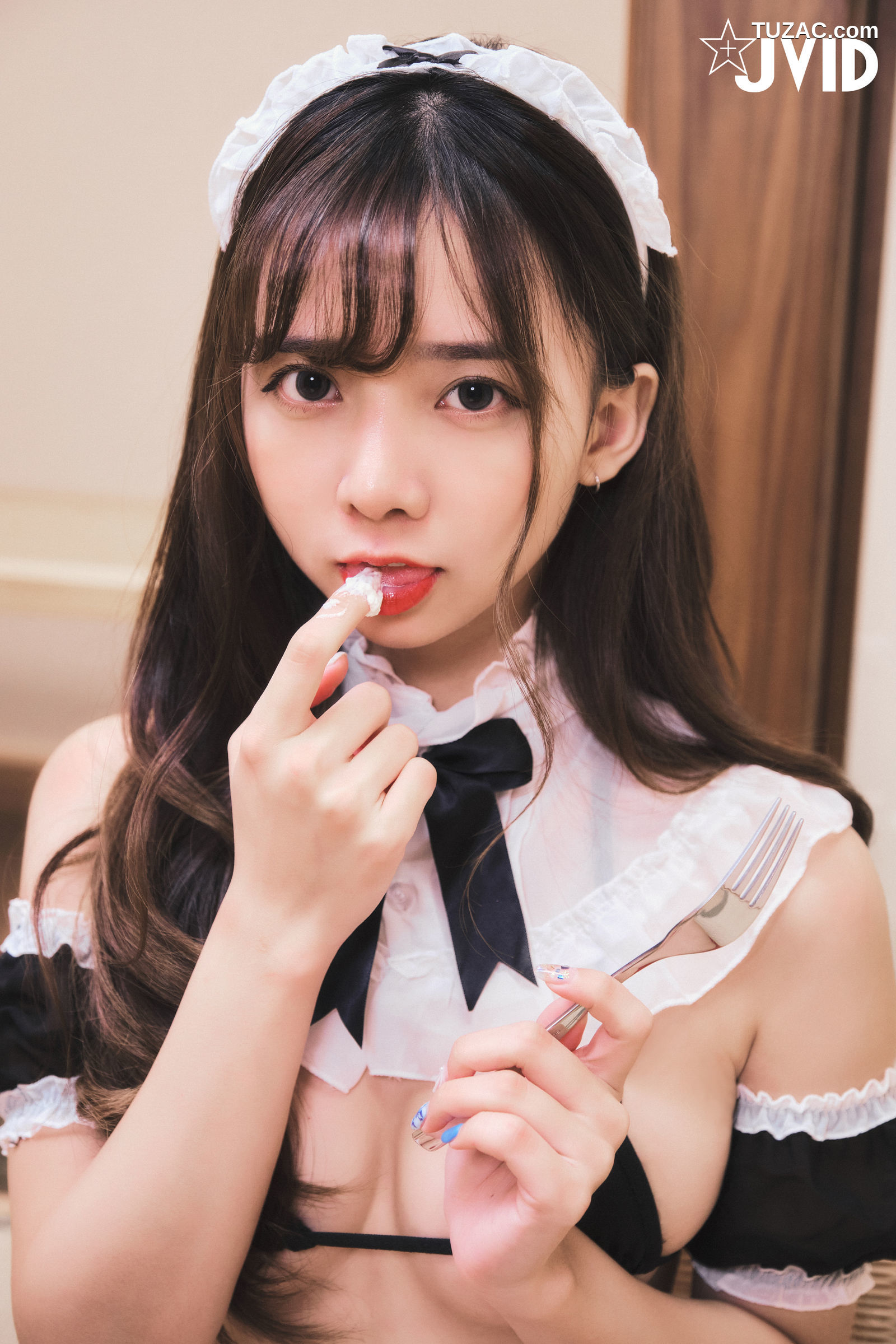 JVID-ZAZA女仆服务-连欲望都蠢蠢欲动了